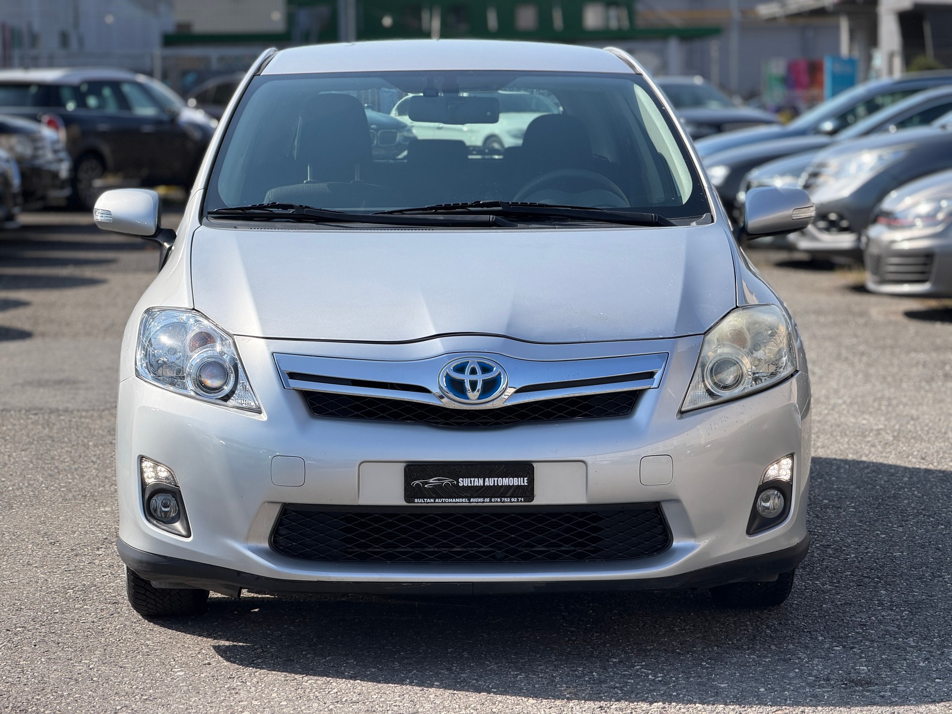 TOYOTA Auris 1.8 16V HSD Linea Sol