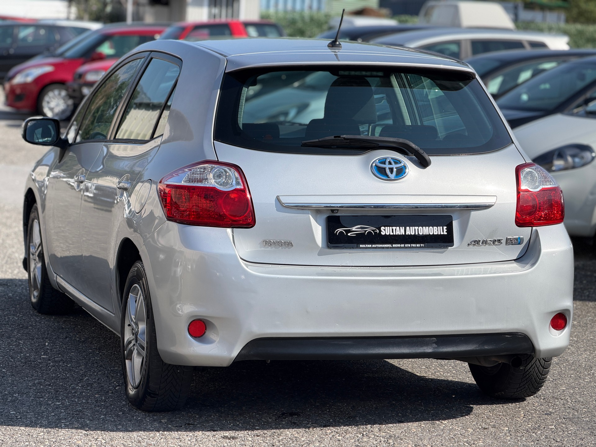 TOYOTA Auris 1.8 16V HSD Linea Sol-image-5