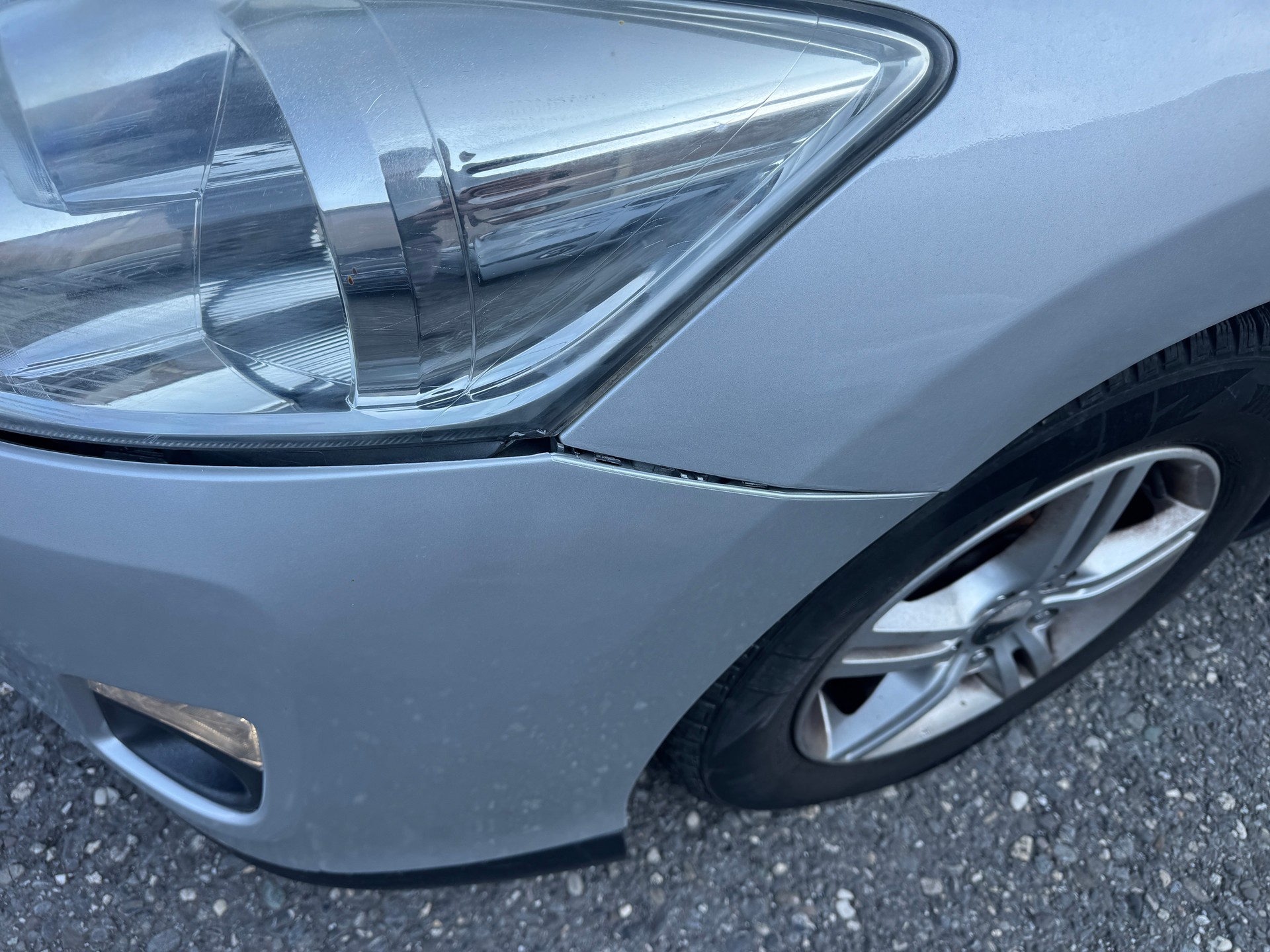 TOYOTA Auris 1.8 16V HSD Linea Sol-image-7