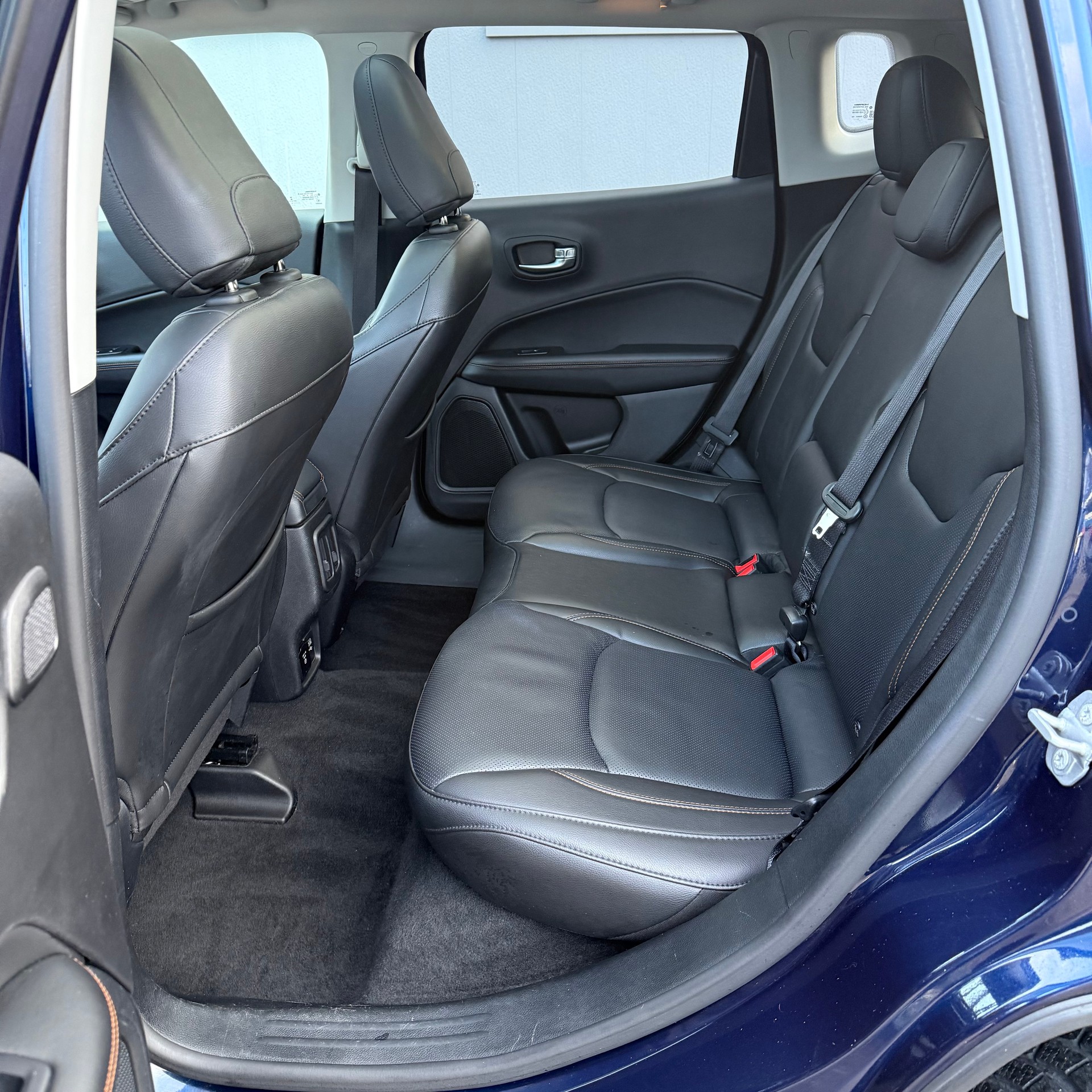 JEEP Compass 2.0CRD Limited AWD 9ATX *LEDER - PANORAMA-DACH / SITZ-LÜFTUNG*-image-7