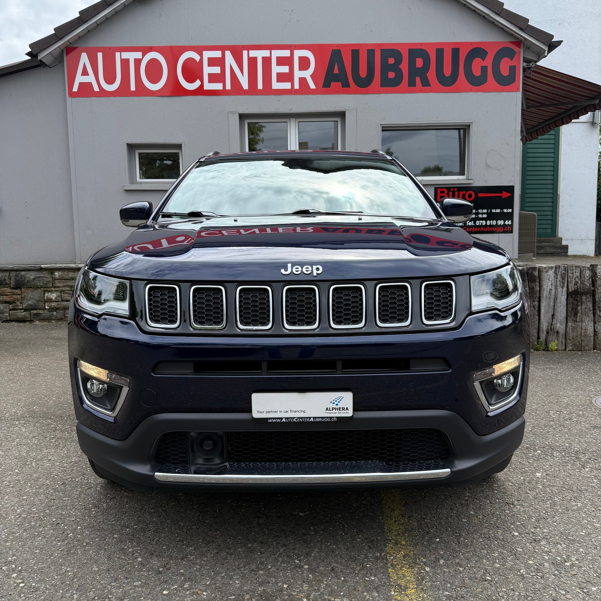 JEEP Compass 2.0CRD Limited AWD 9ATX *LEDER - PANORAMA-DACH / SITZ-LÜFTUNG*-showroom-element-3