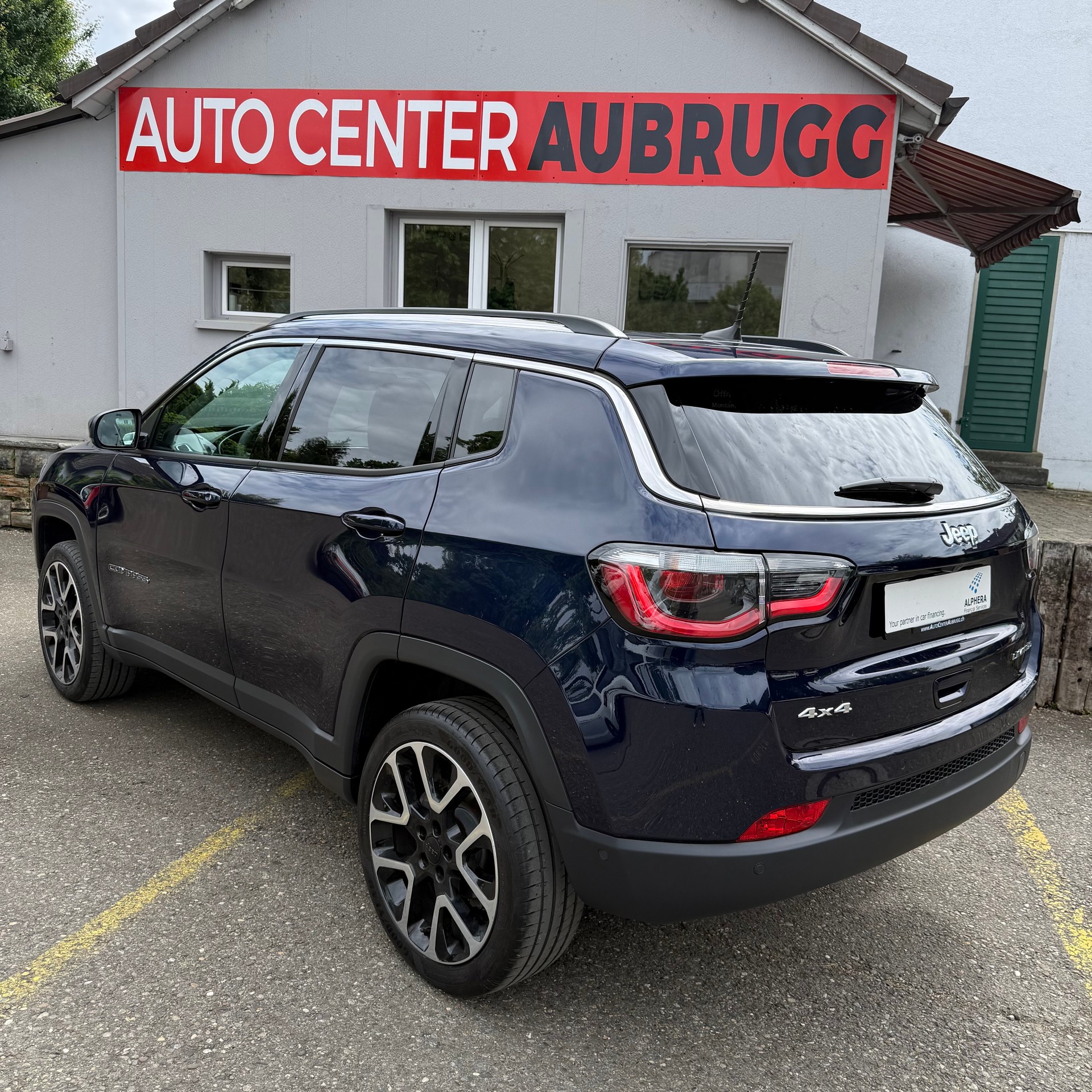 JEEP Compass 2.0CRD Limited AWD 9ATX *LEDER - PANORAMA-DACH / SITZ-LÜFTUNG*-showroom-element-1