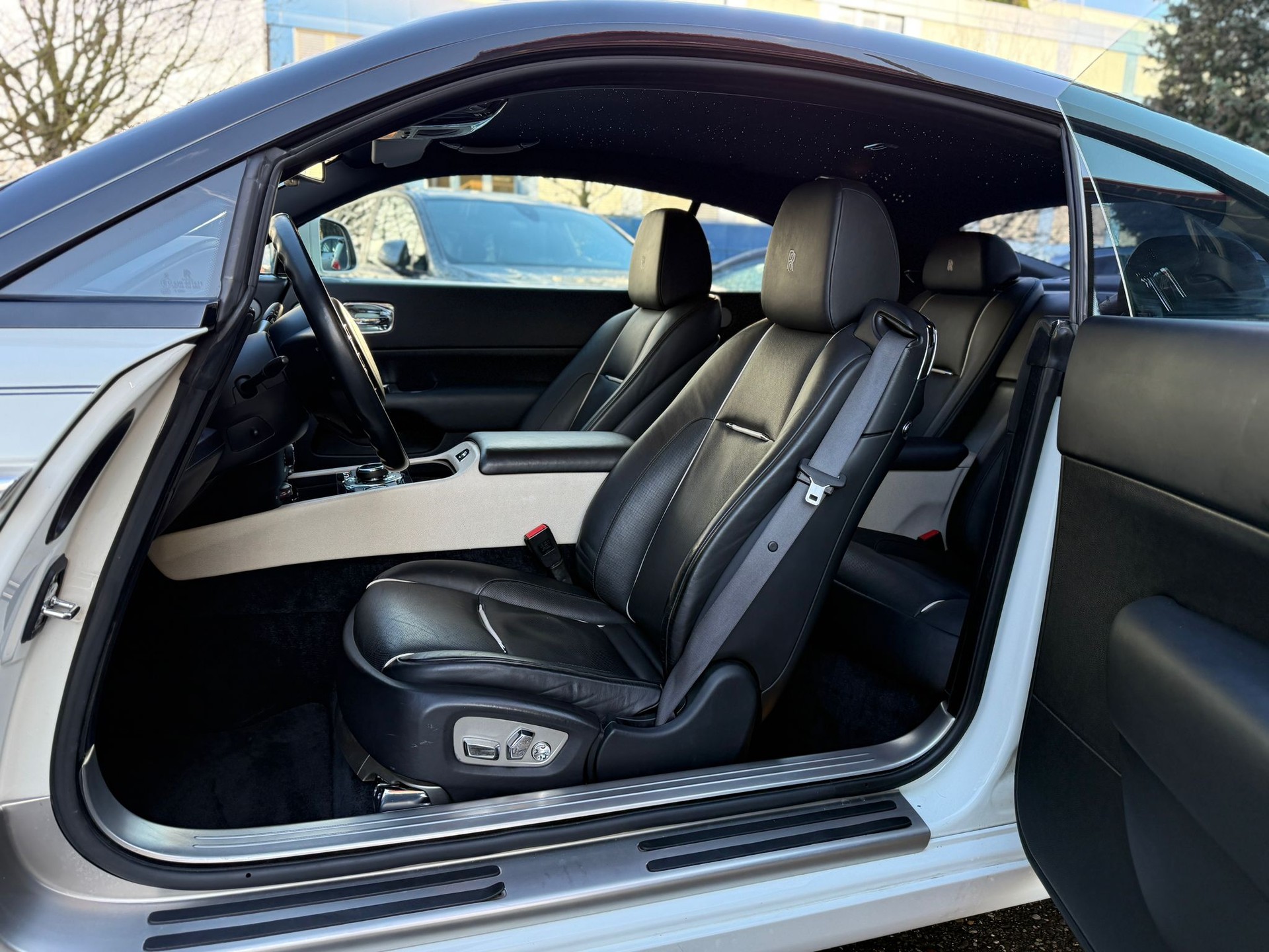 ROLLS-ROYCE Wraith 6.6 V12-image-10