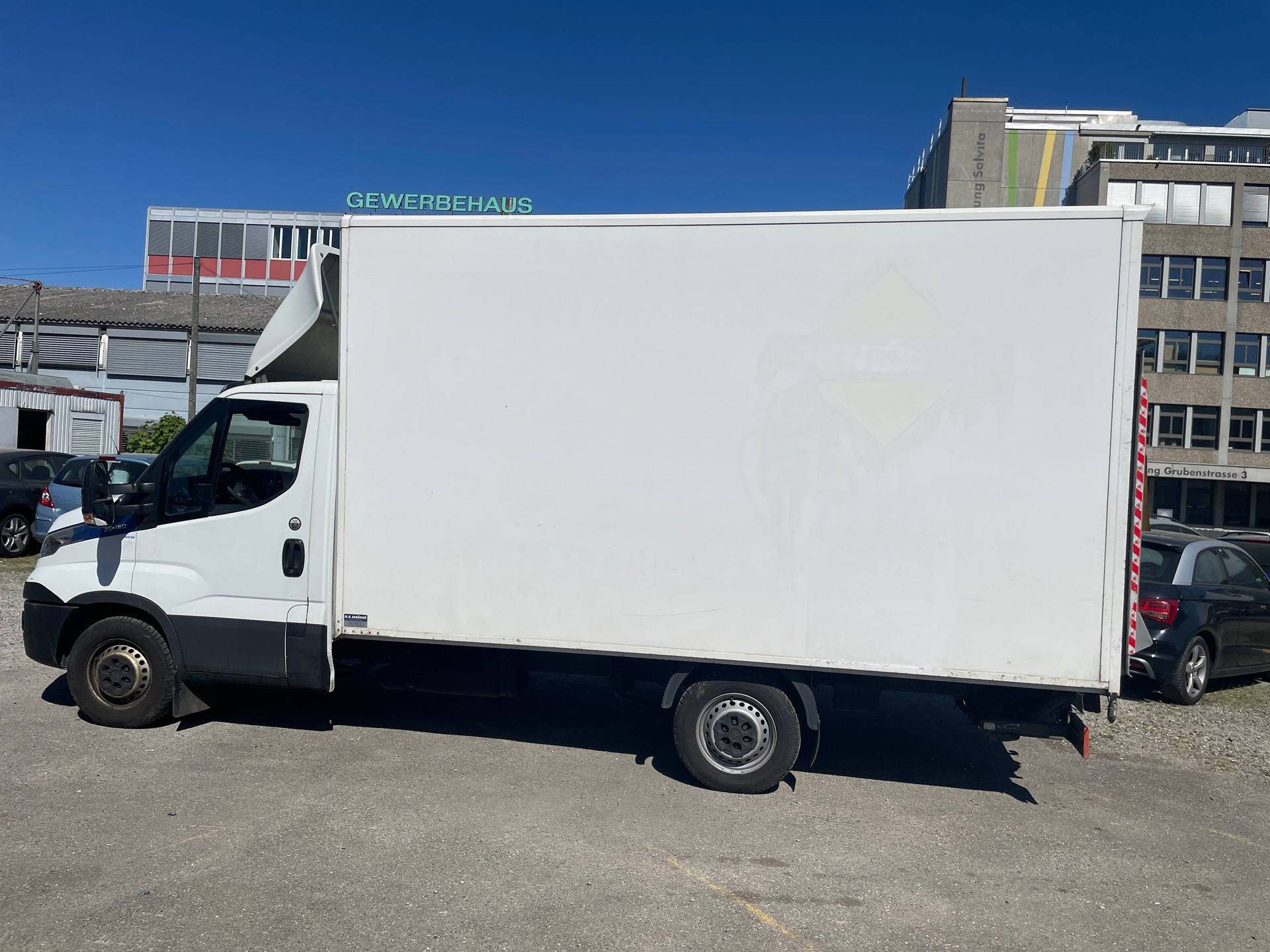IVECO 35 S 16-image-1