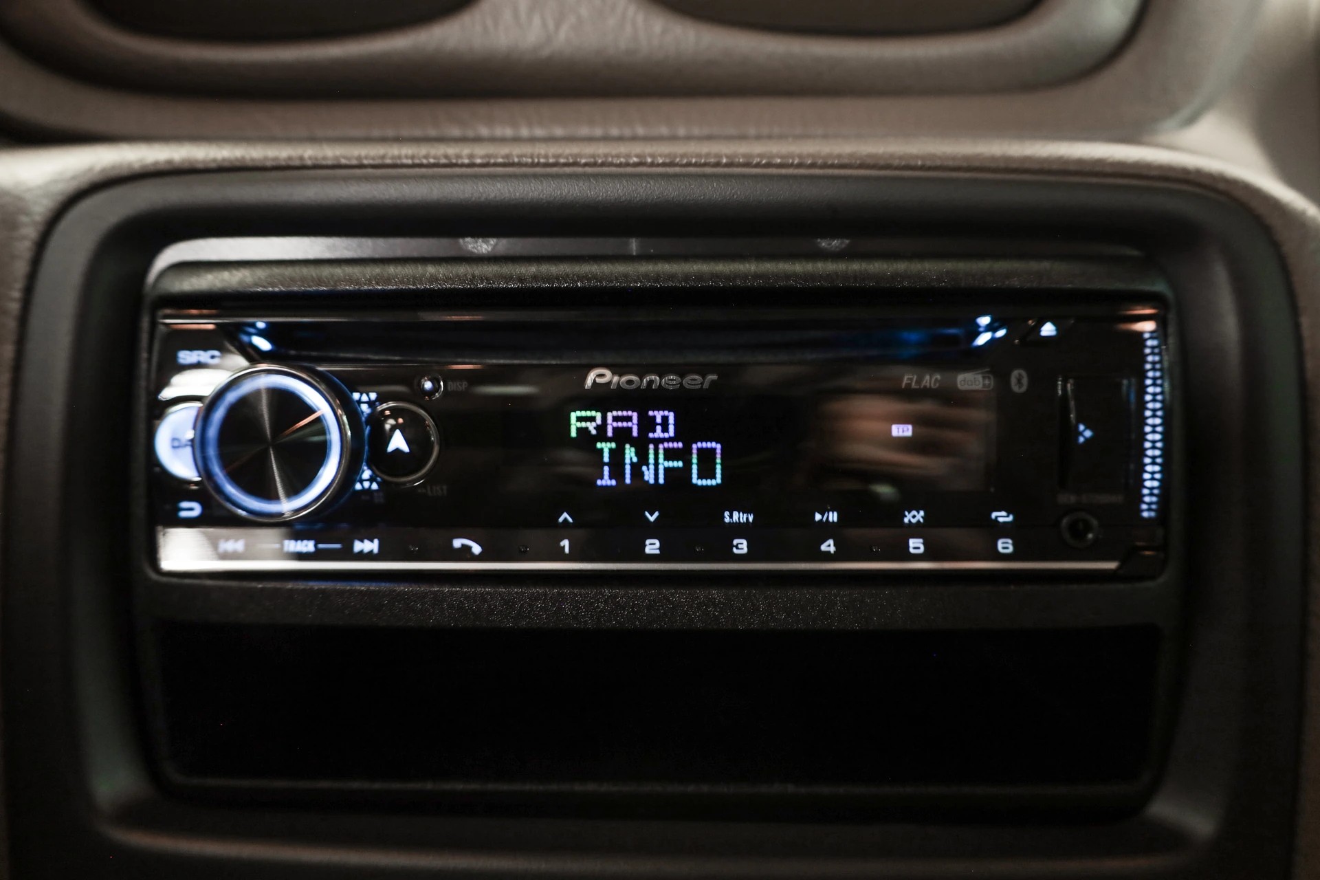 CHEVROLET TrailBlazer 4.2 LTZ-image-22