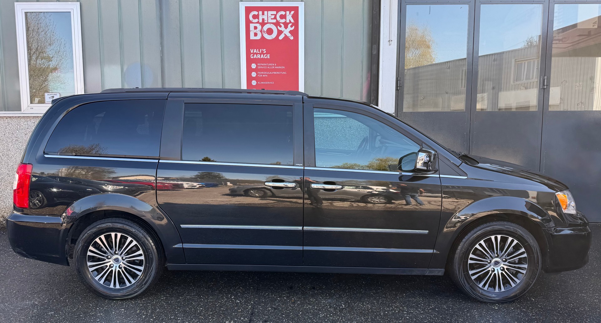 LANCIA Voyager 2.8D Platinum Automatic-image-4