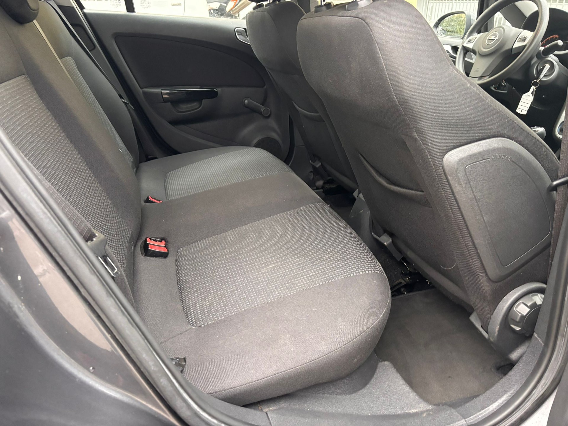 OPEL Corsa 1.2 TP Color Edition-image-12