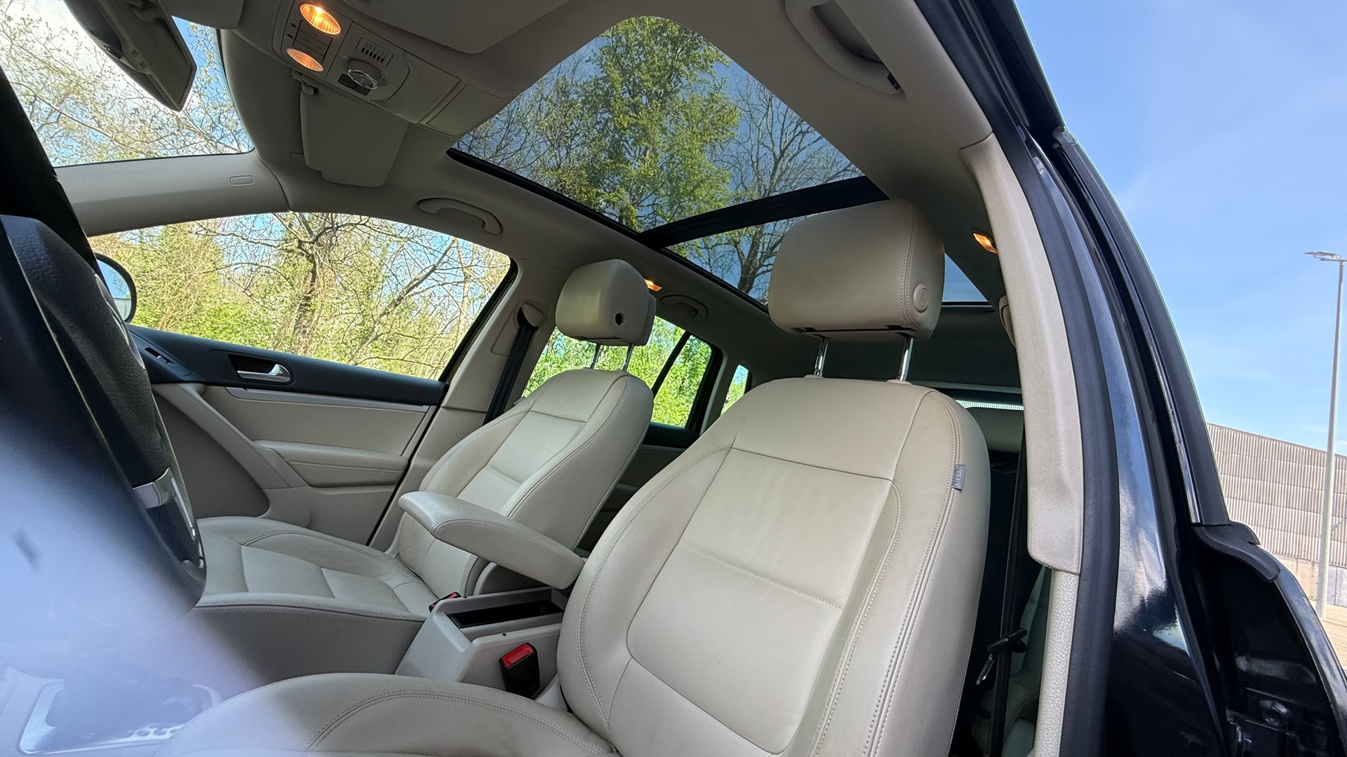 VW Tiguan 2.0 TSI Track&Style 4Motion-image-13