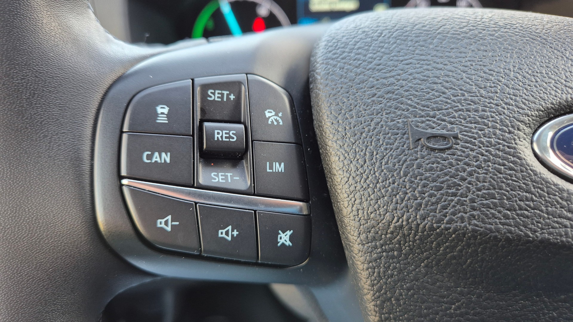 FORD E-Transit Van 350 L3 Trend RWD 68kWh-image-7