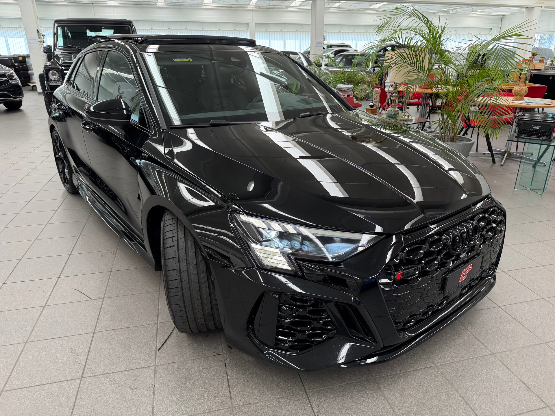 AUDI RS3 Sportback 2.5 TSI quattro S-tronic ABT-image-1