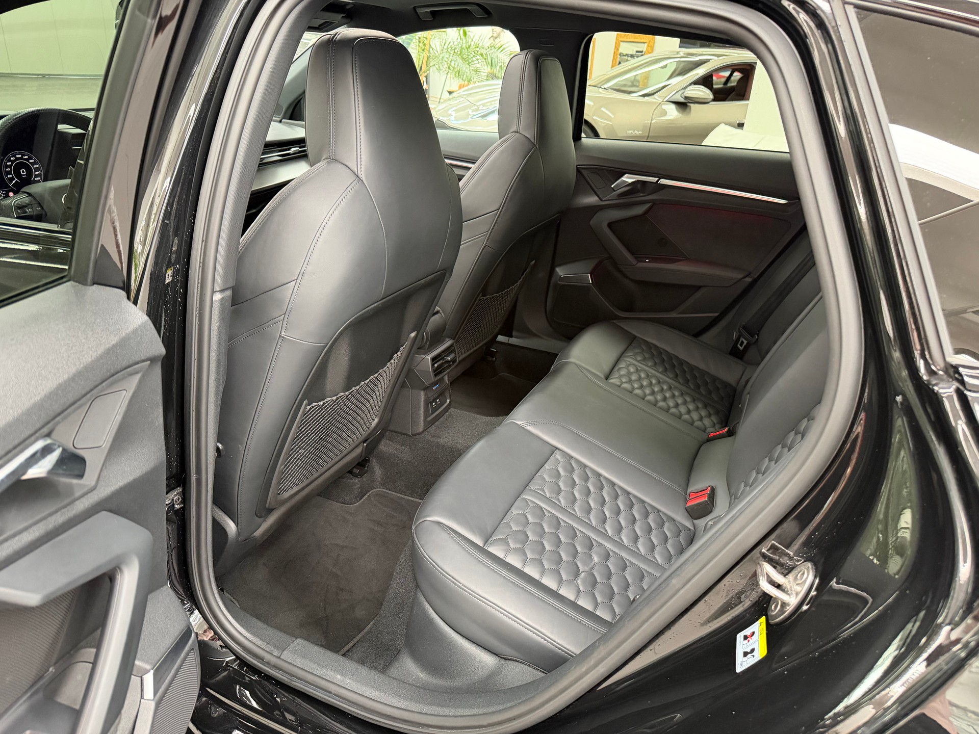 AUDI RS3 Sportback 2.5 TSI quattro S-tronic ABT-image-10