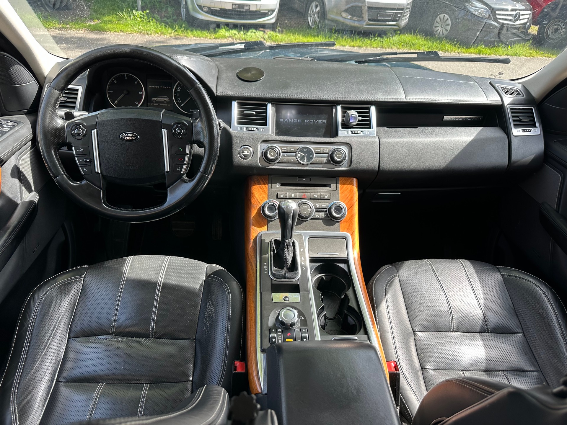 LAND ROVER Range Rover Sport 3.0 TDV6 HSE Automatic-image-9