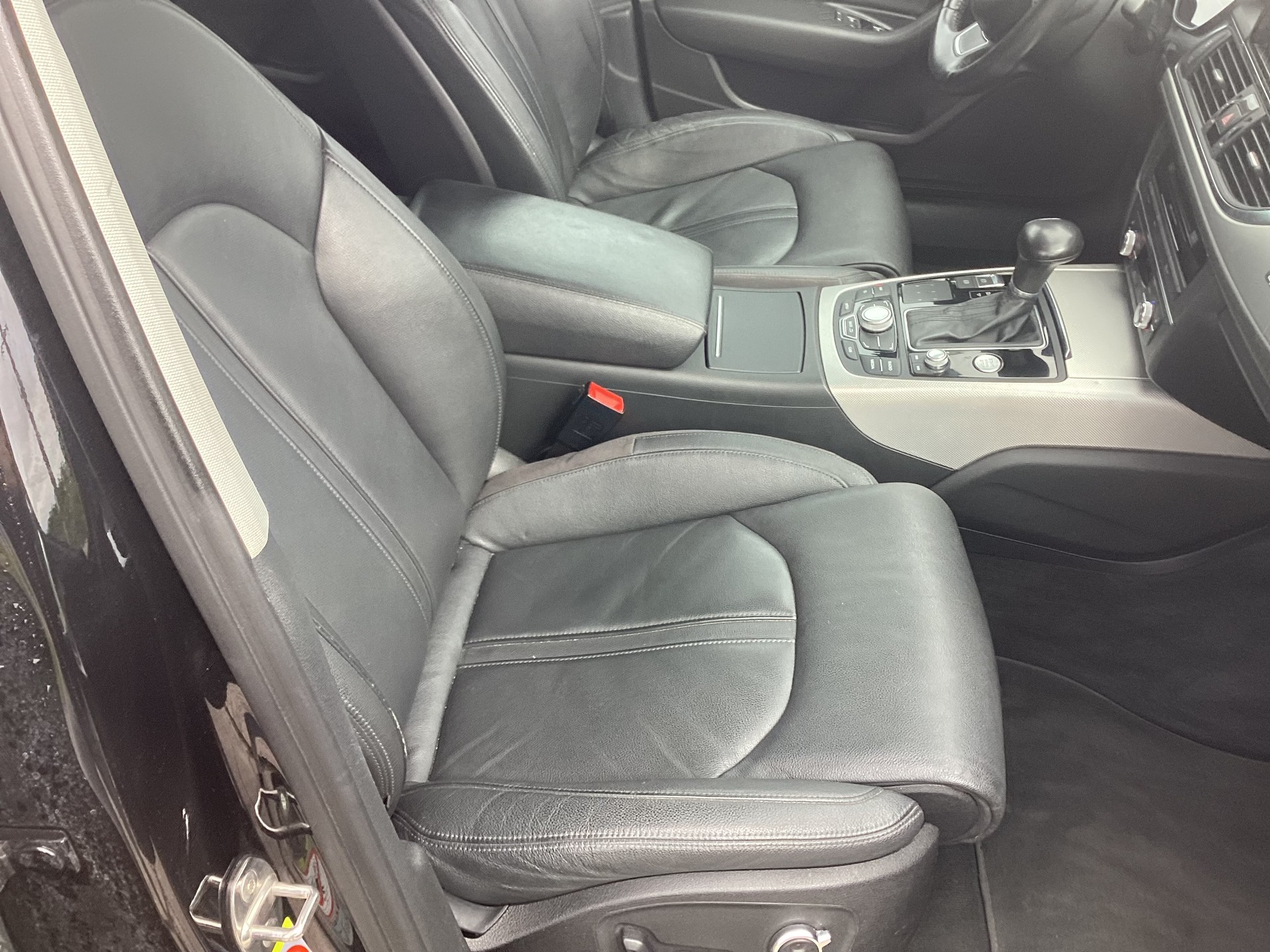 AUDI A6 Avant 3.0 TDI V6 quattro S-tronic-image-7