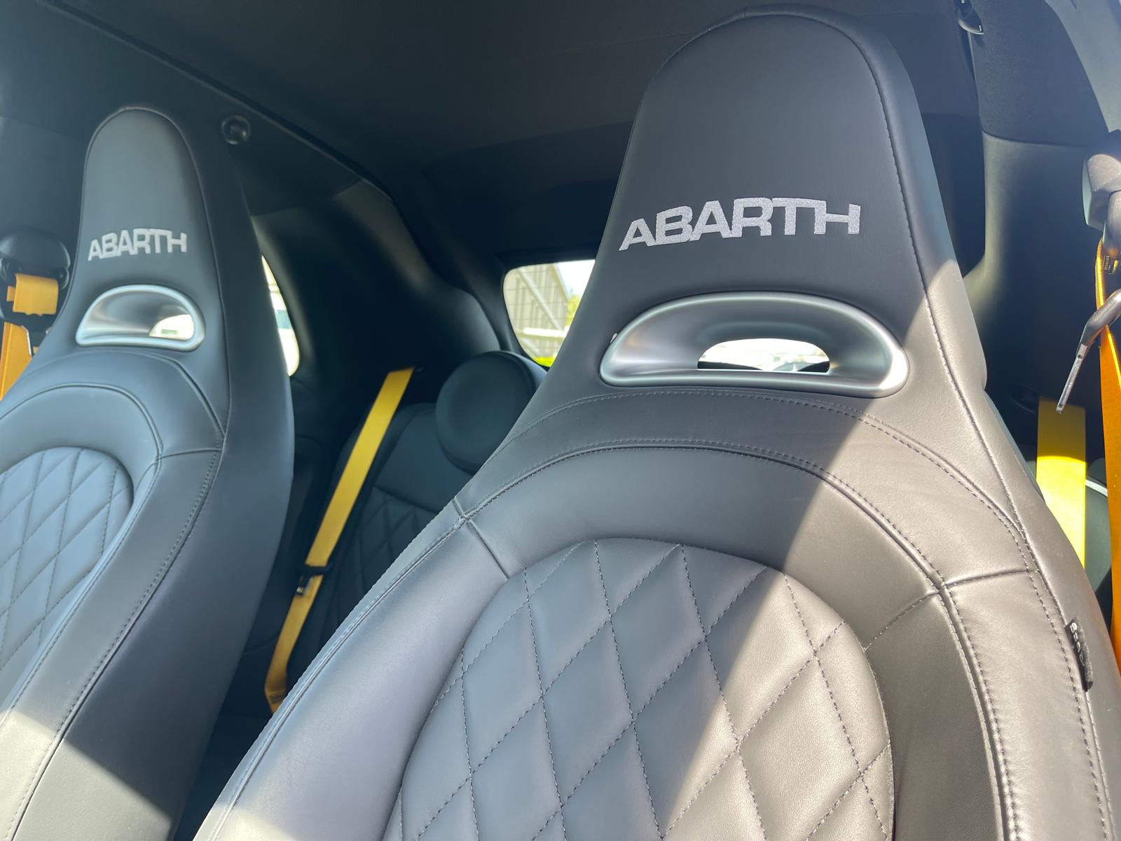 FIAT 695 C Abarth 1.4 T-Jet 180 Turismo-image-20