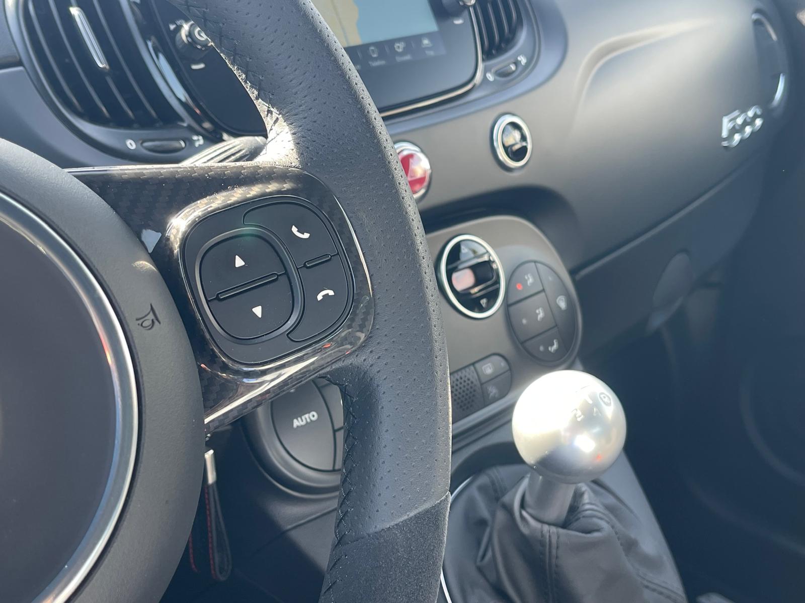 FIAT 695 C Abarth 1.4 T-Jet 180 Turismo-image-13