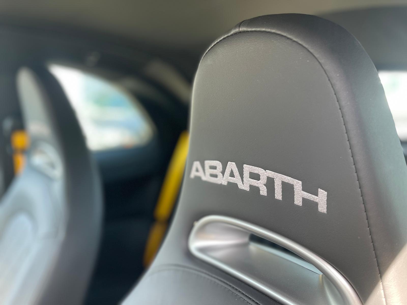 FIAT 695 C Abarth 1.4 T-Jet 180 Turismo-image-22