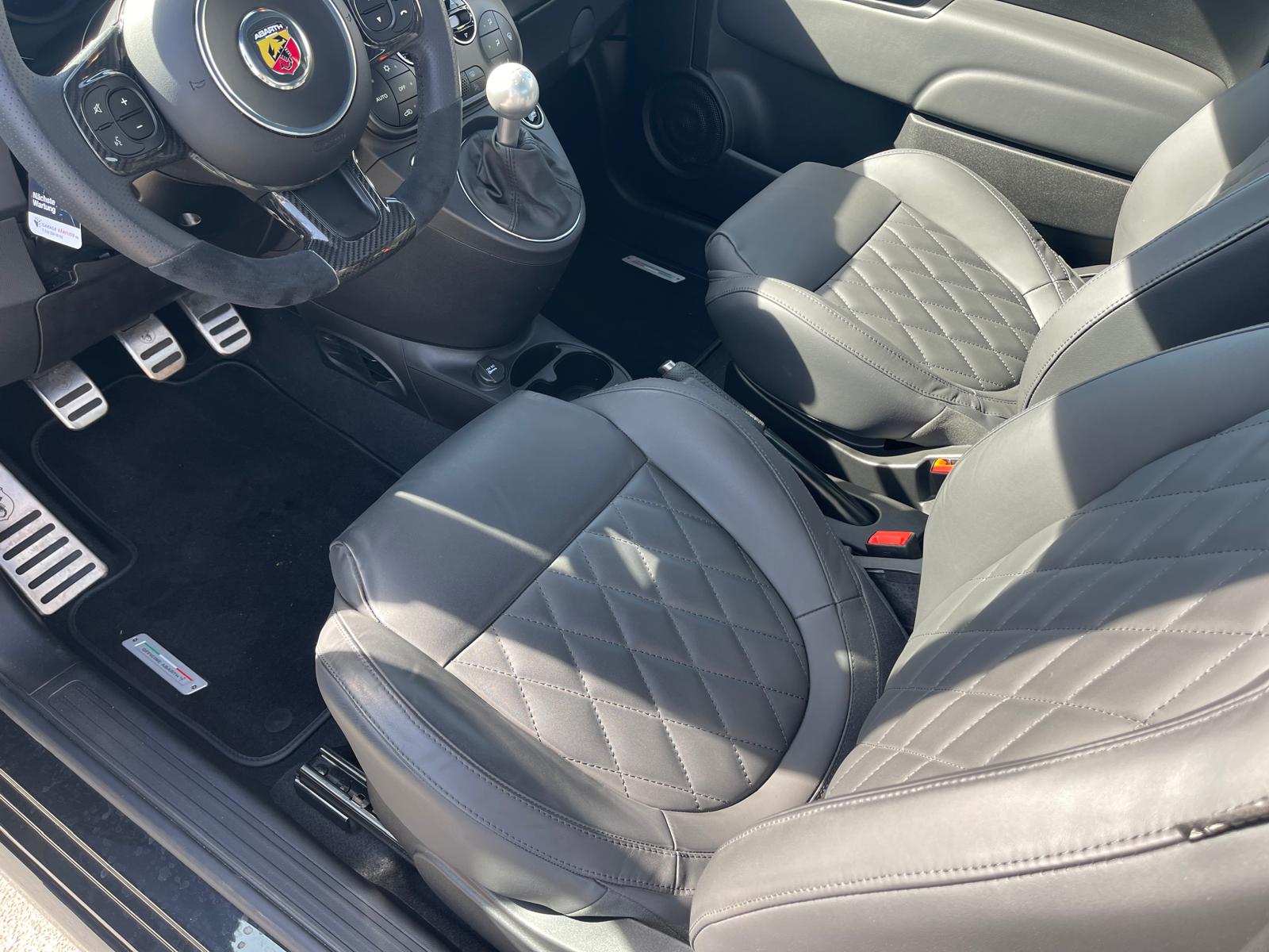 FIAT 695 C Abarth 1.4 T-Jet 180 Turismo-image-11