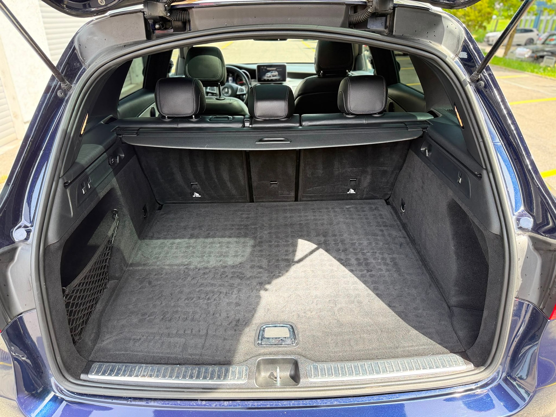 MERCEDES-BENZ GLC 43 AMG 4m-image-25