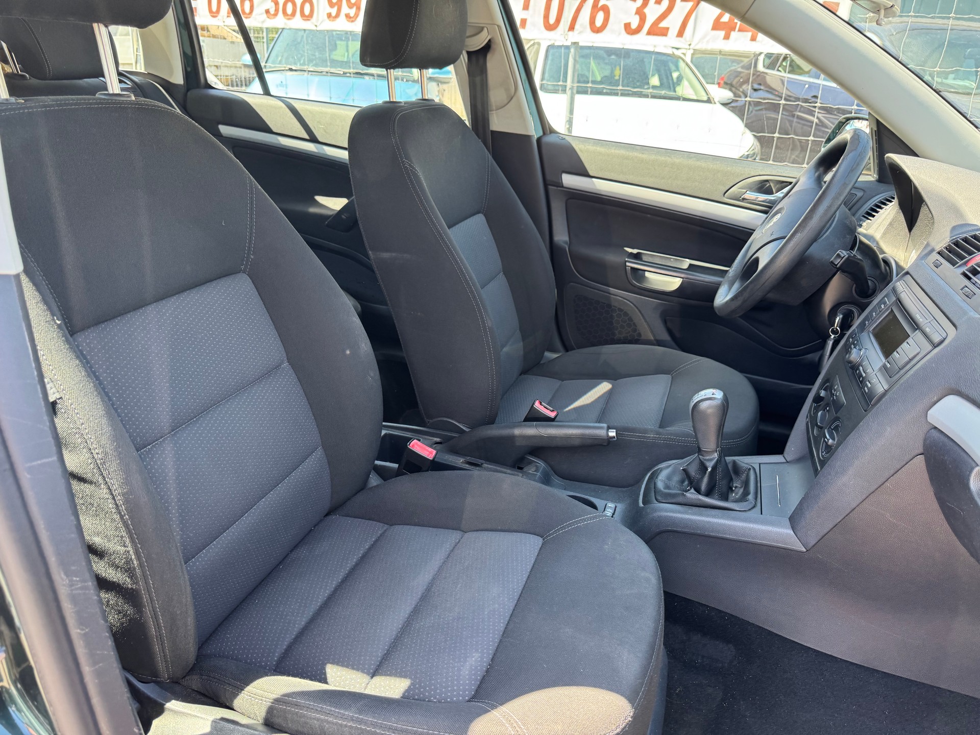 SKODA Octavia 1.9 TDI Adventure 4x4-image-11