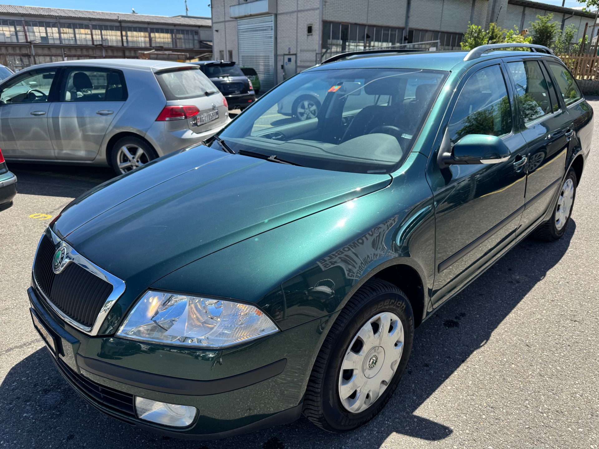 SKODA Octavia 1.9 TDI Adventure 4x4-image-9