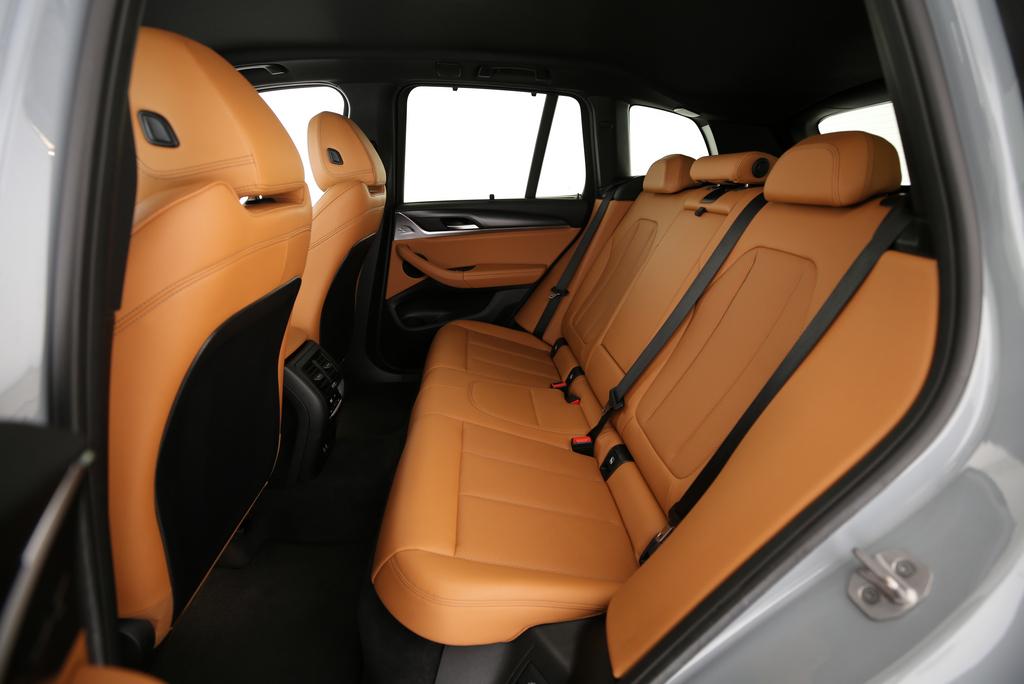BMW X3 20d xDrive-image-10