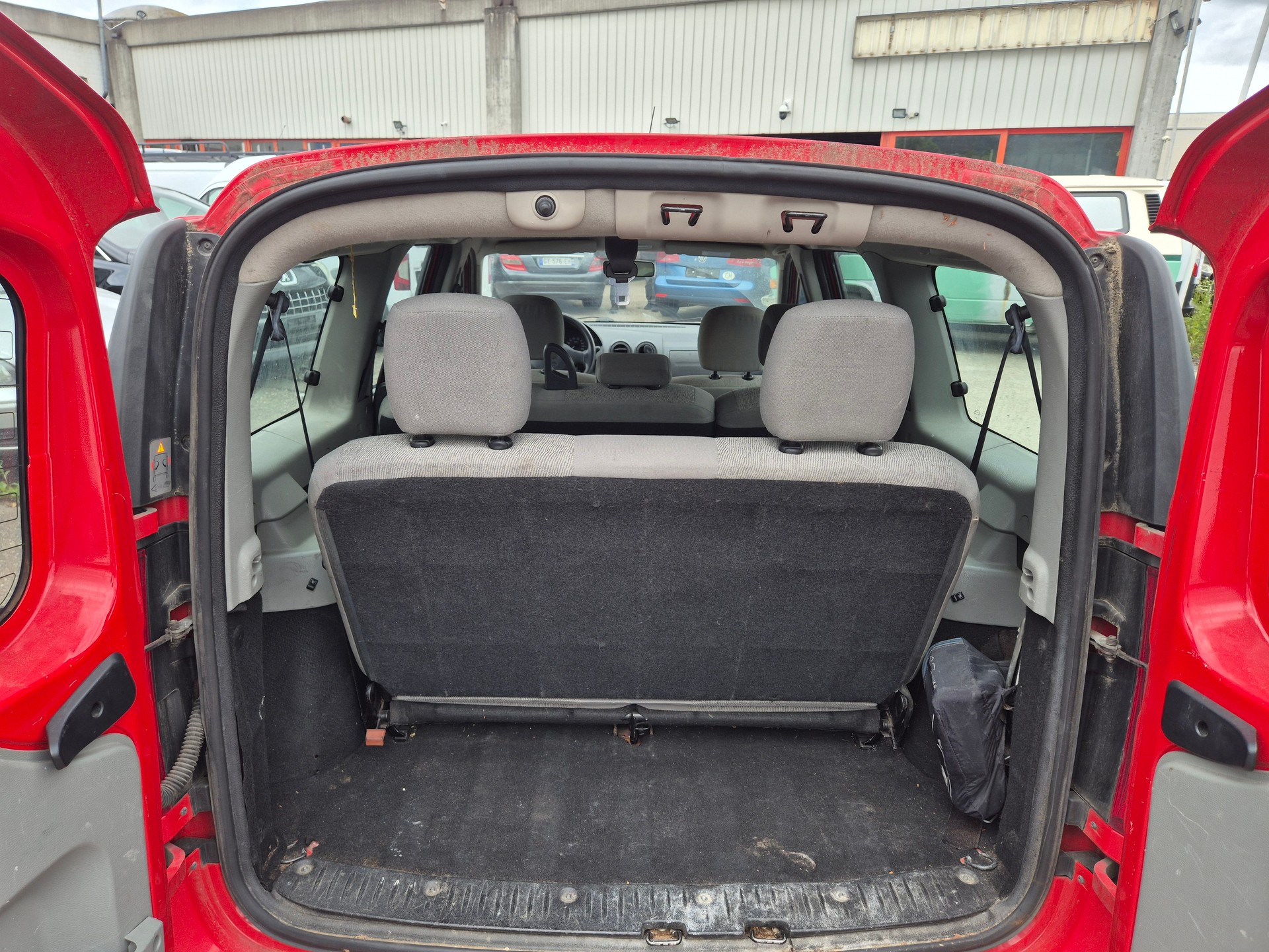 DACIA Logan 1.6 Ambiance-image-7