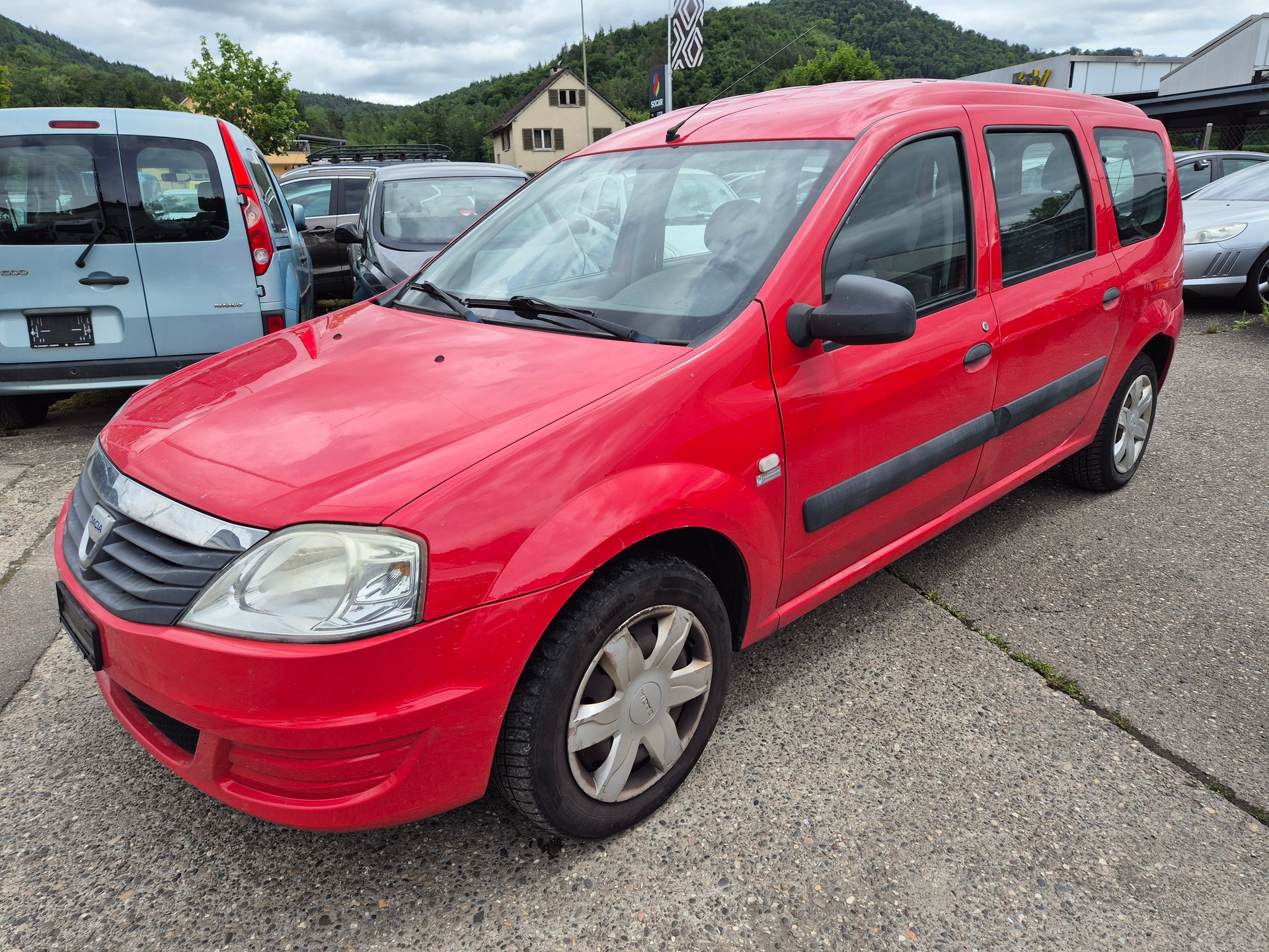 DACIA Logan 1.6 Ambiance-image-1
