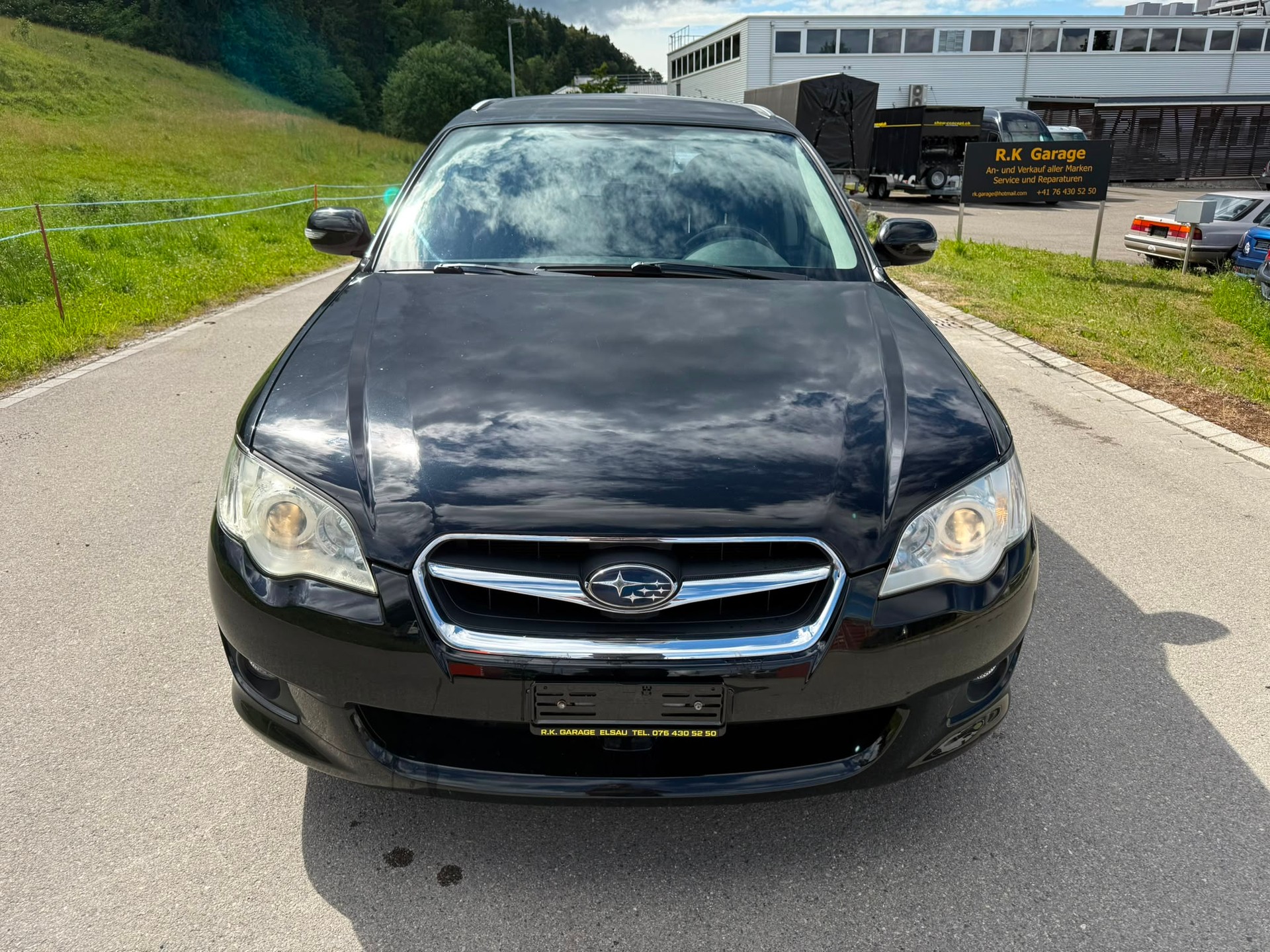 SUBARU Legacy 2.0R AWD Swiss-image-1