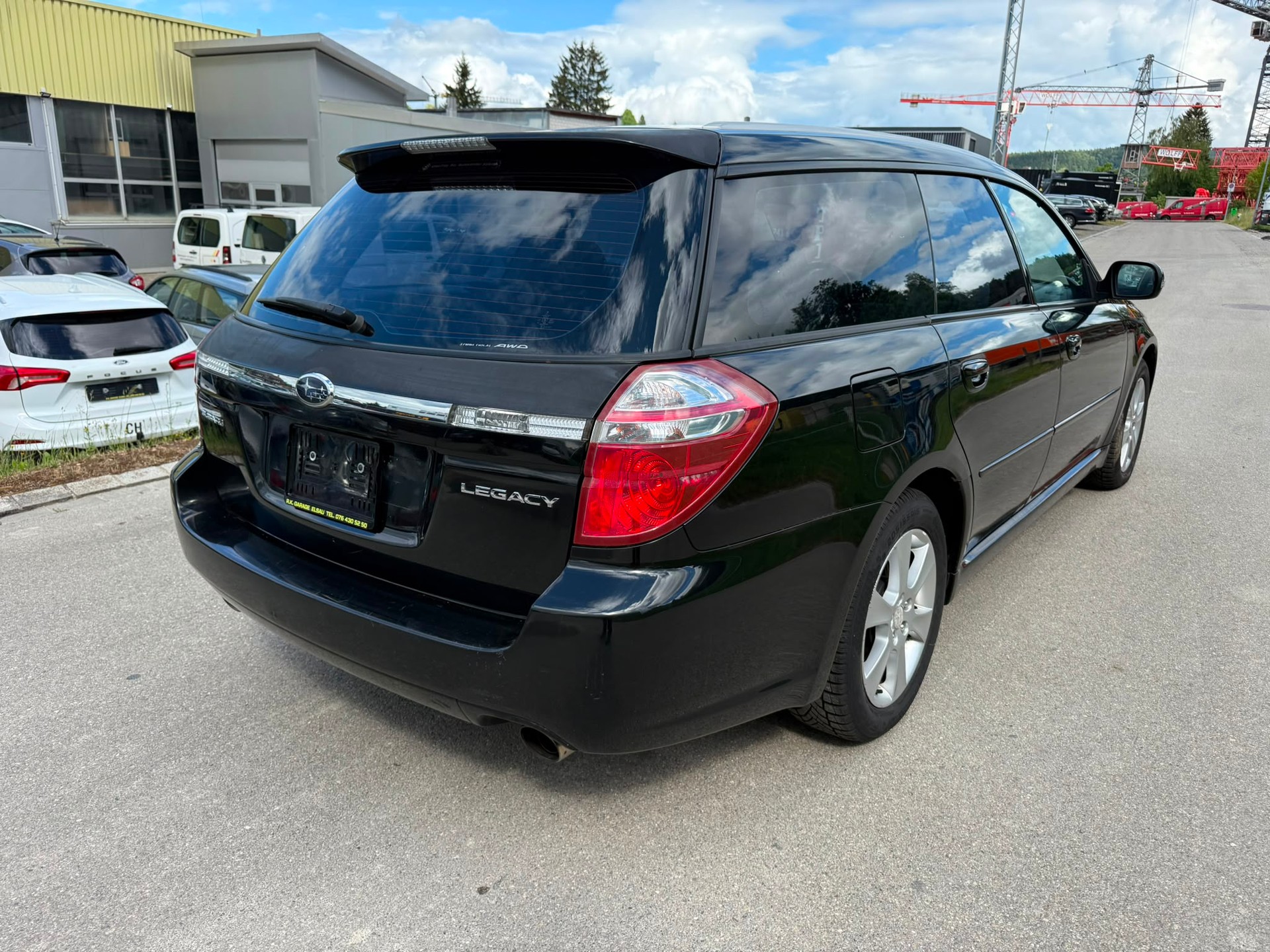 SUBARU Legacy 2.0R AWD Swiss-image-6