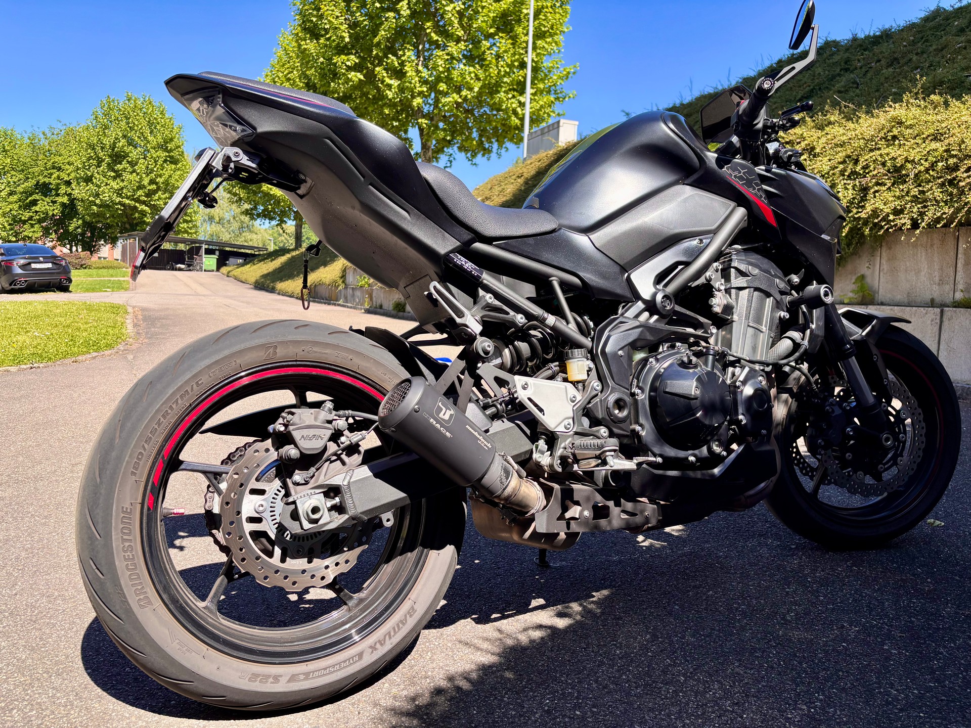 KAWASAKI Z 900-image-6