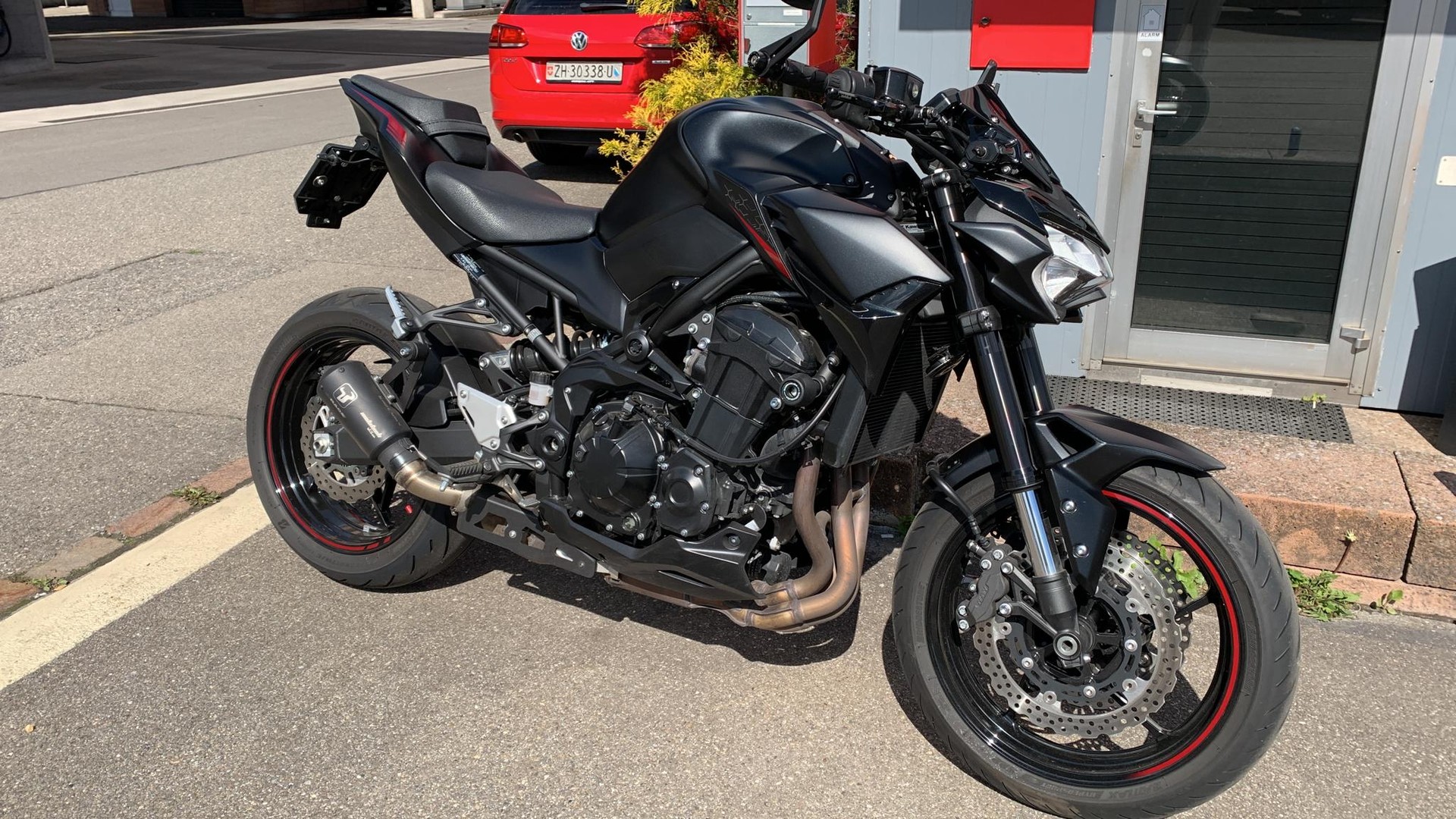 KAWASAKI Z 900-image-1