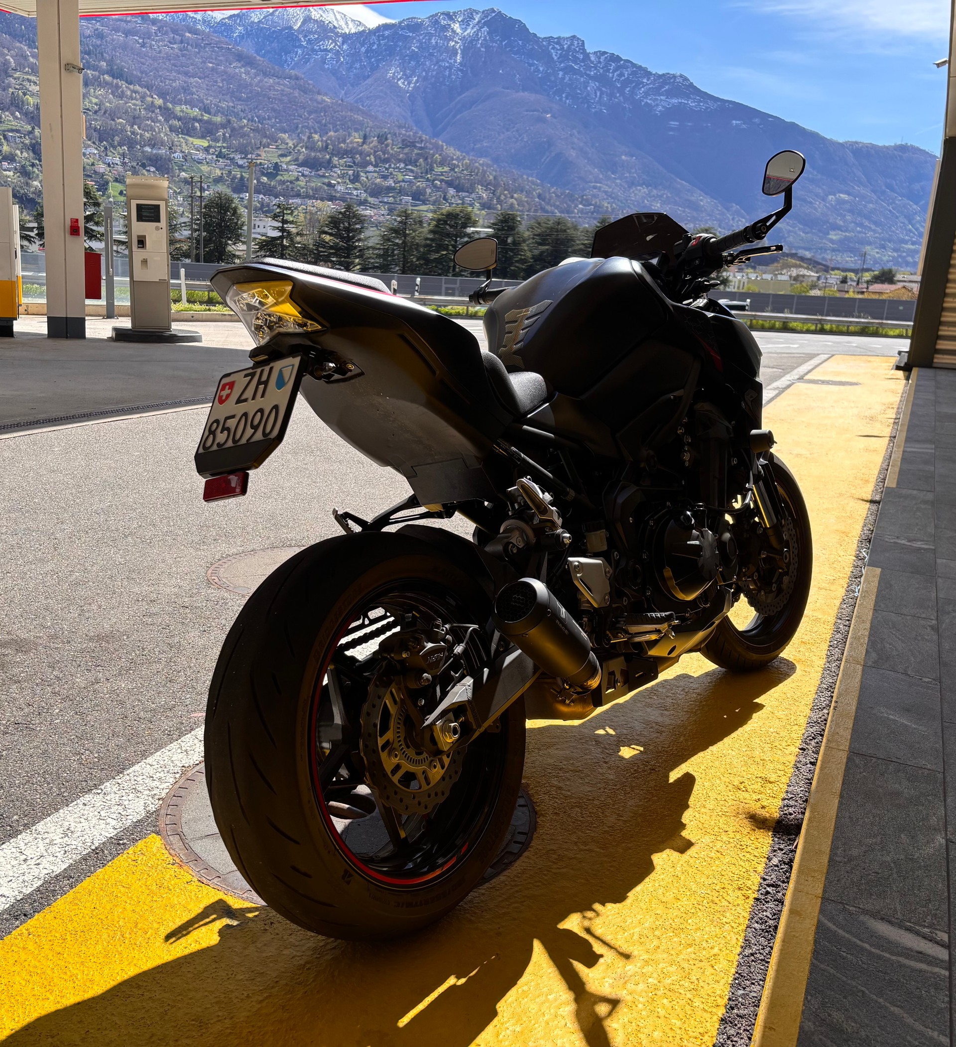 KAWASAKI Z 900-image-11