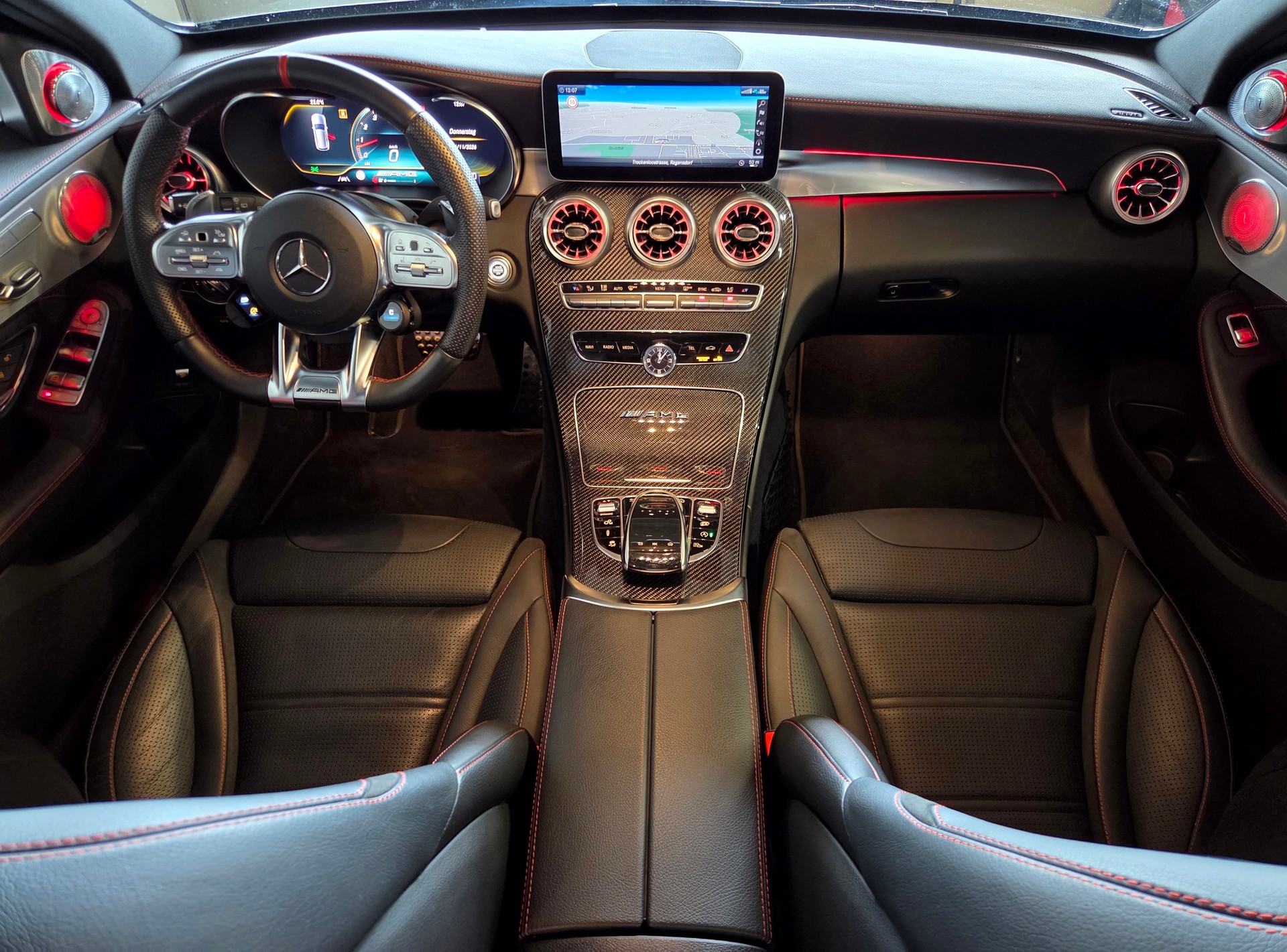MERCEDES-BENZ C 43 AMG 4matic Kombi-image-6