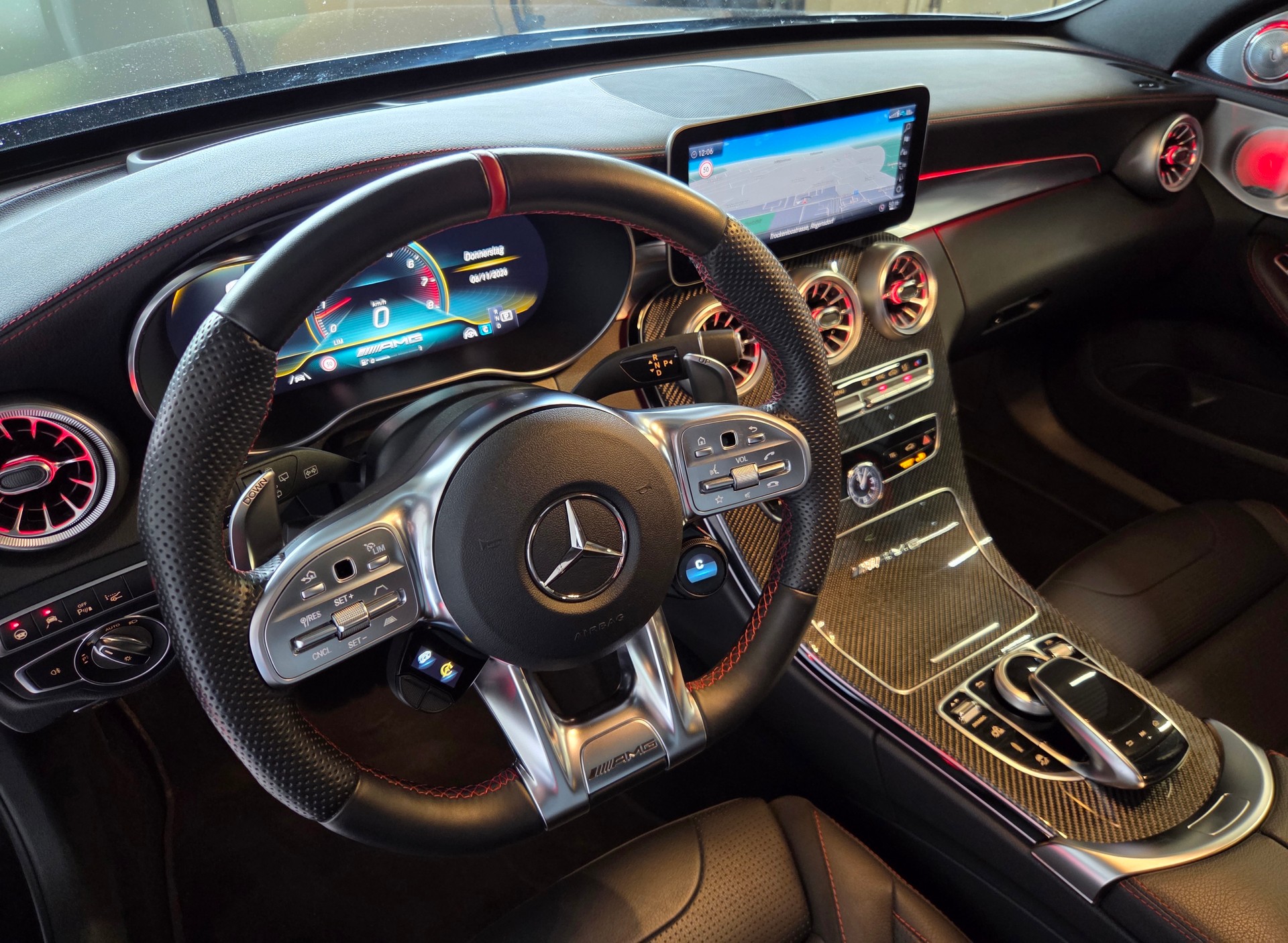 MERCEDES-BENZ C 43 AMG 4matic Kombi-image-12