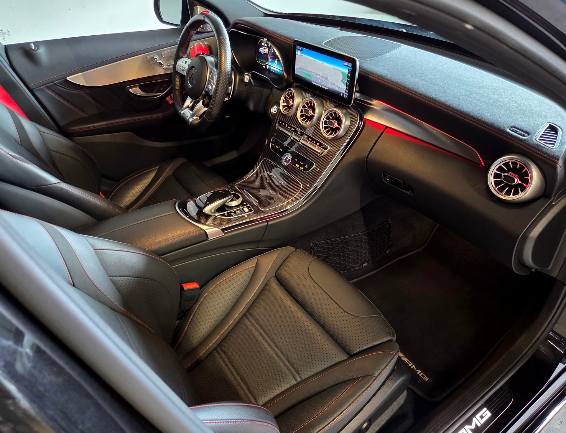 MERCEDES-BENZ C 43 AMG 4matic Kombi-image-8