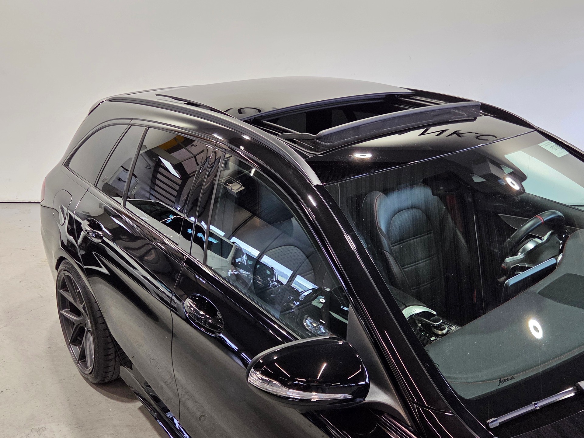 MERCEDES-BENZ C 43 AMG 4matic Kombi-image-10