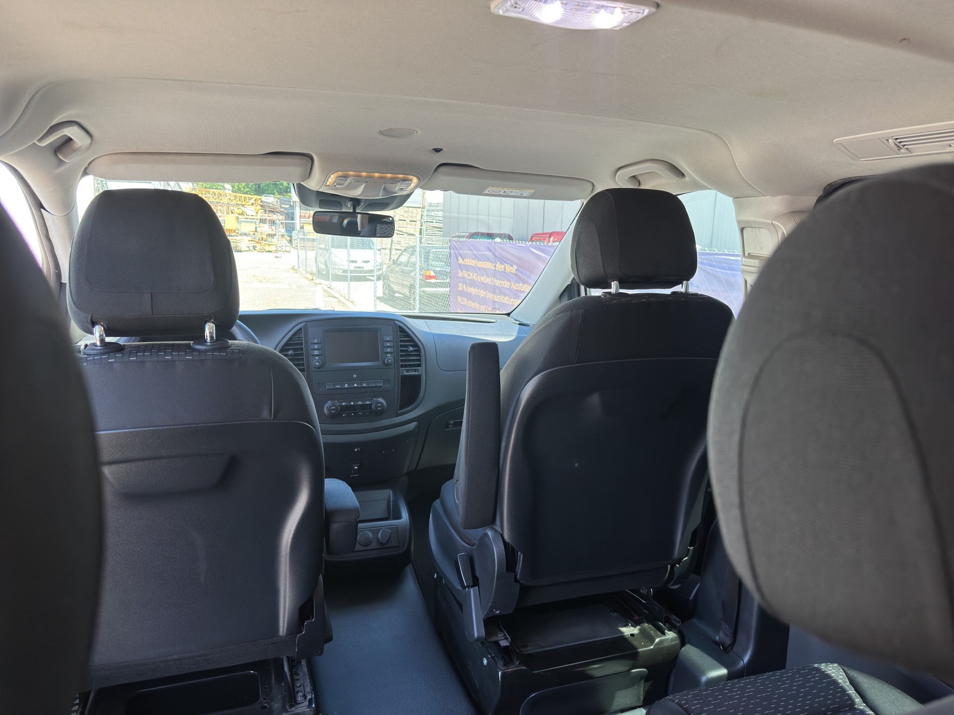 MERCEDES-BENZ Vito 119 CDI Lang Pro Tourer 4Matic9G-Tronic-image-41