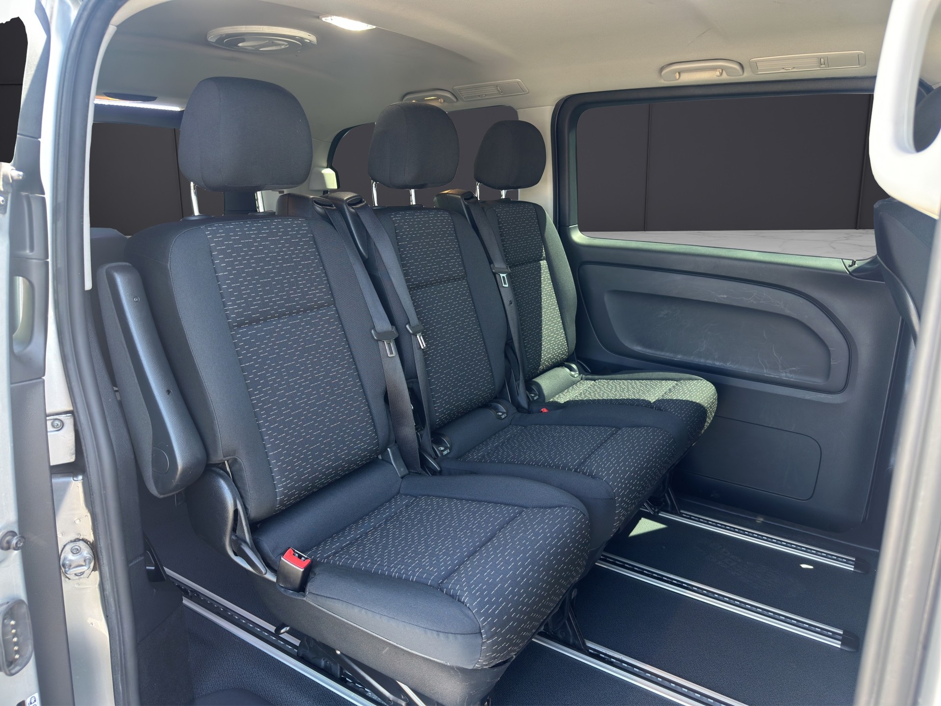 MERCEDES-BENZ Vito 119 CDI Lang Pro Tourer 4Matic9G-Tronic-image-36