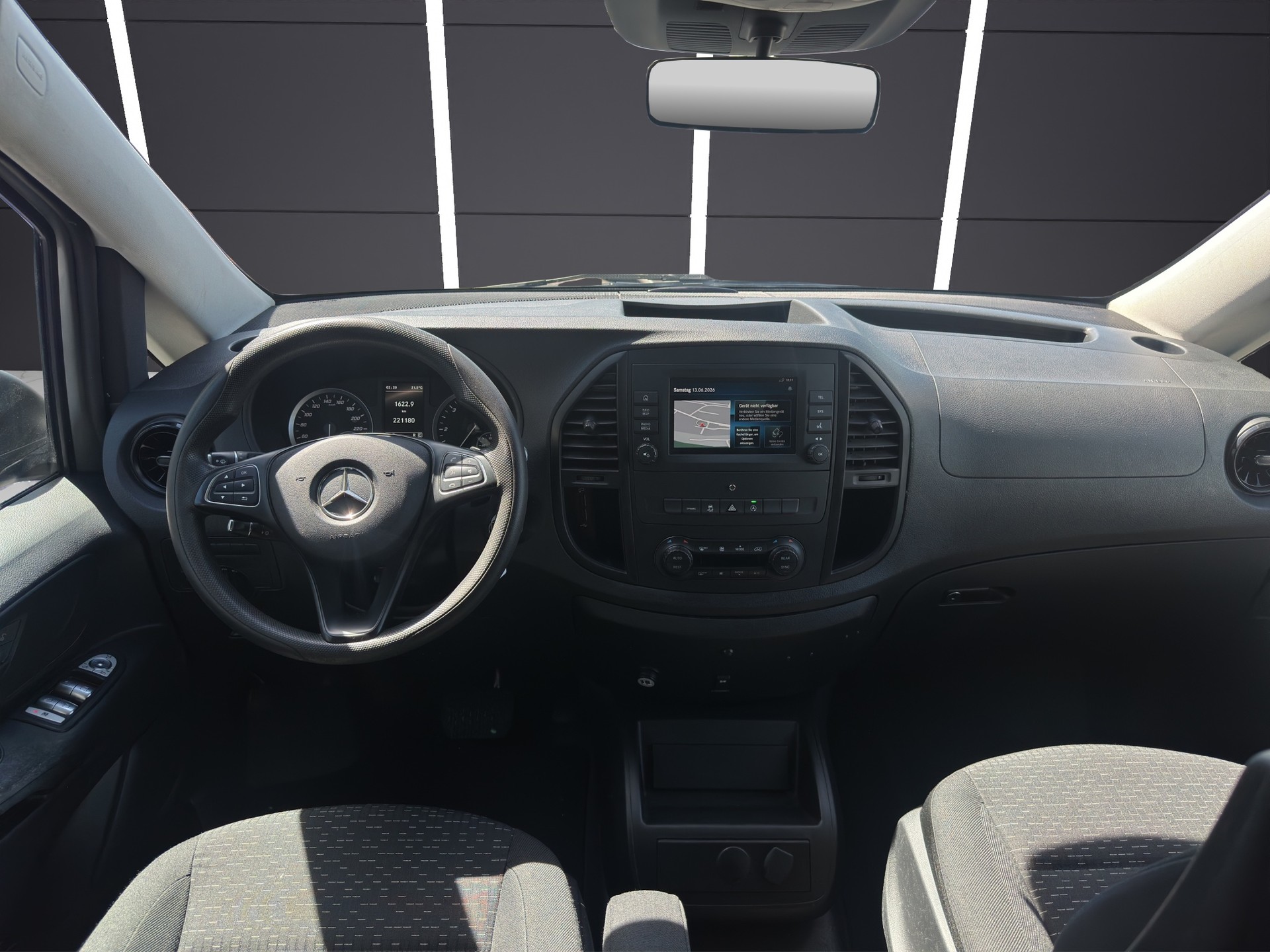 MERCEDES-BENZ Vito 119 CDI Lang Pro Tourer 4Matic9G-Tronic-image-18
