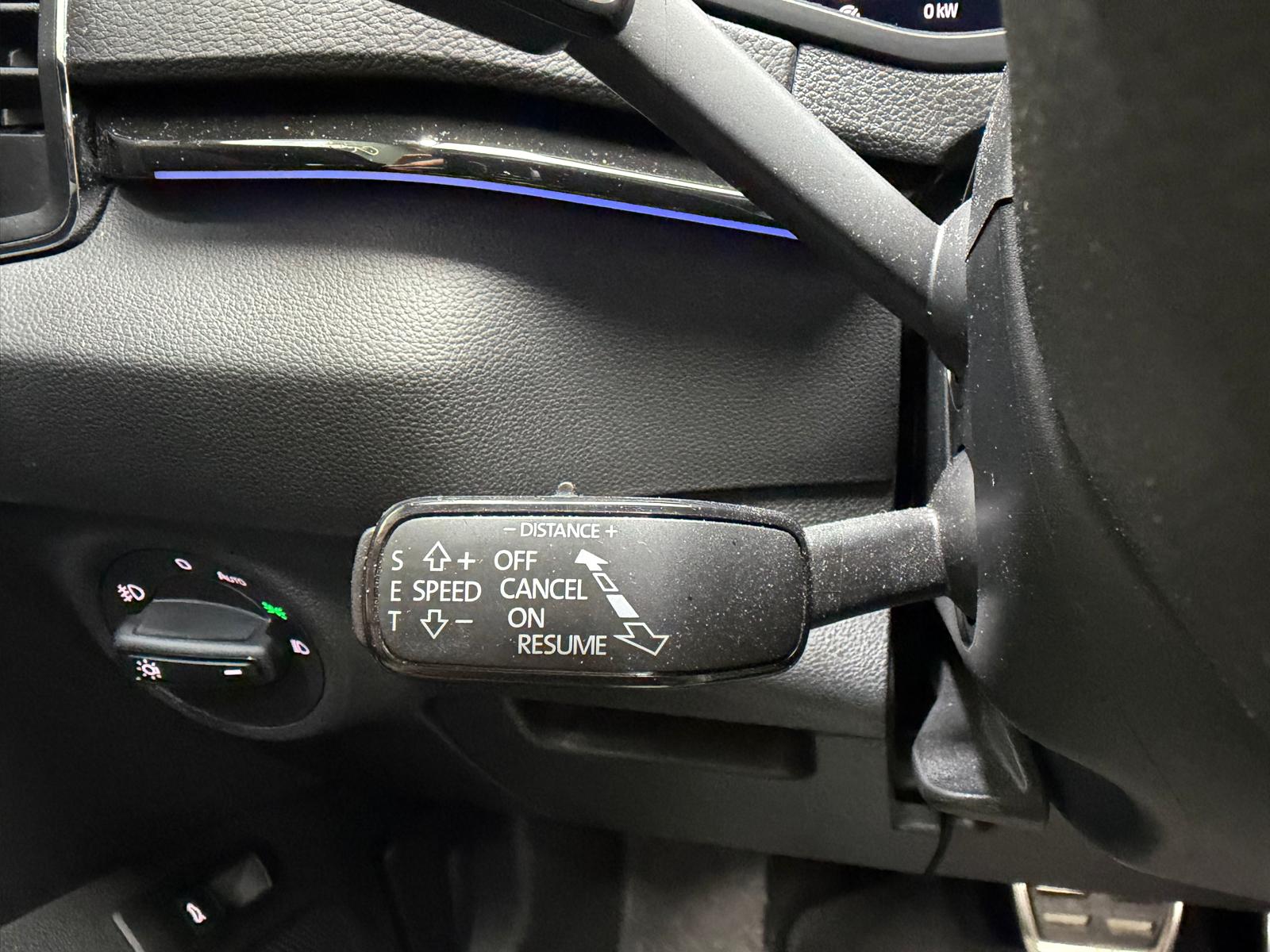 SKODA Karoq 2.0 TSI SportLine 4x4 DSG-image-14