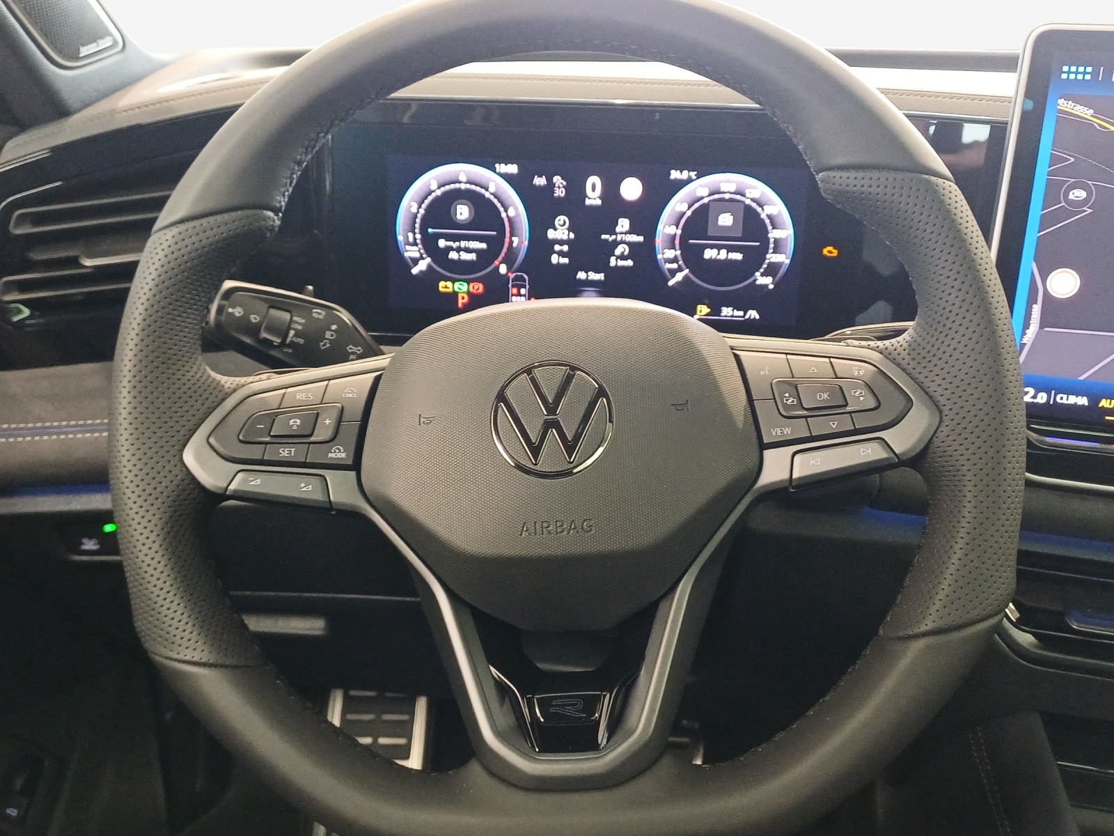 VW Tiguan 2.0 TSI DSG R-Line United 4Motion-image-9