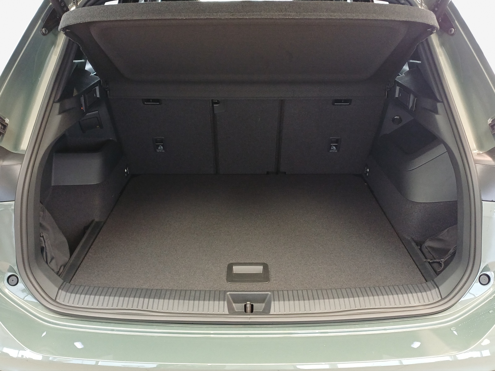VW Tiguan 2.0 TSI DSG R-Line United 4Motion-image-12