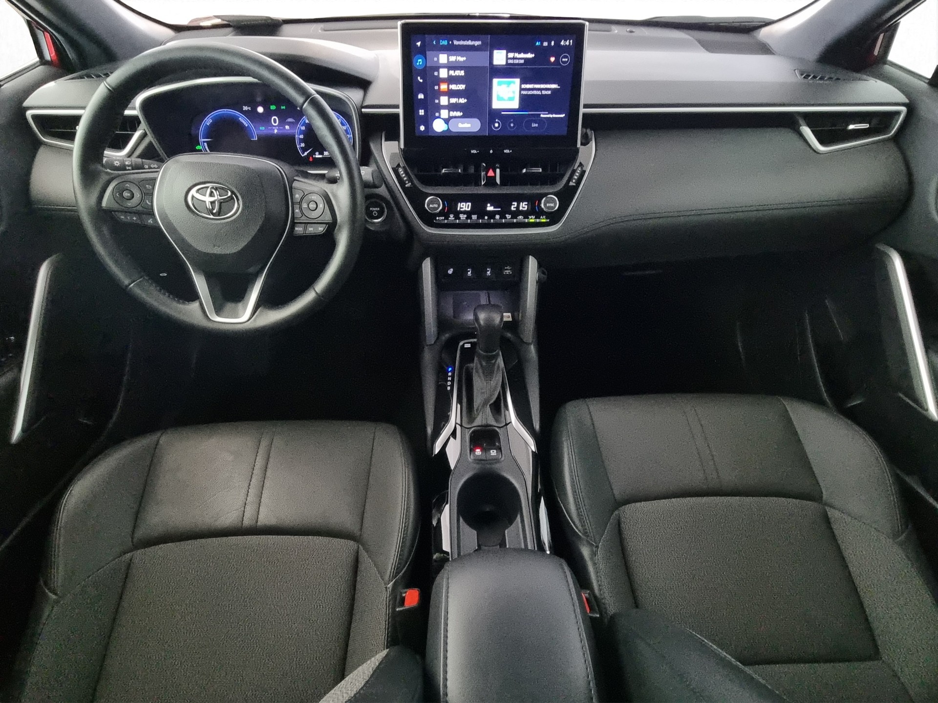 TOYOTA Corolla Cross 2.0 HSD Trend AWD-i-image-7