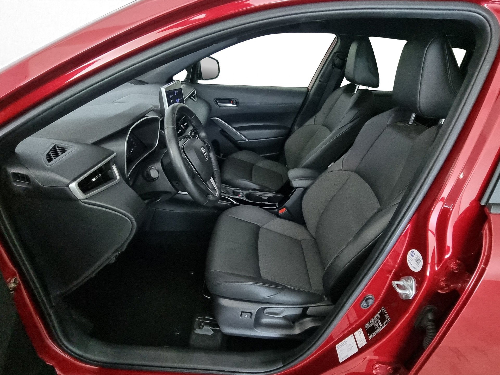 TOYOTA Corolla Cross 2.0 HSD Trend AWD-i-image-5
