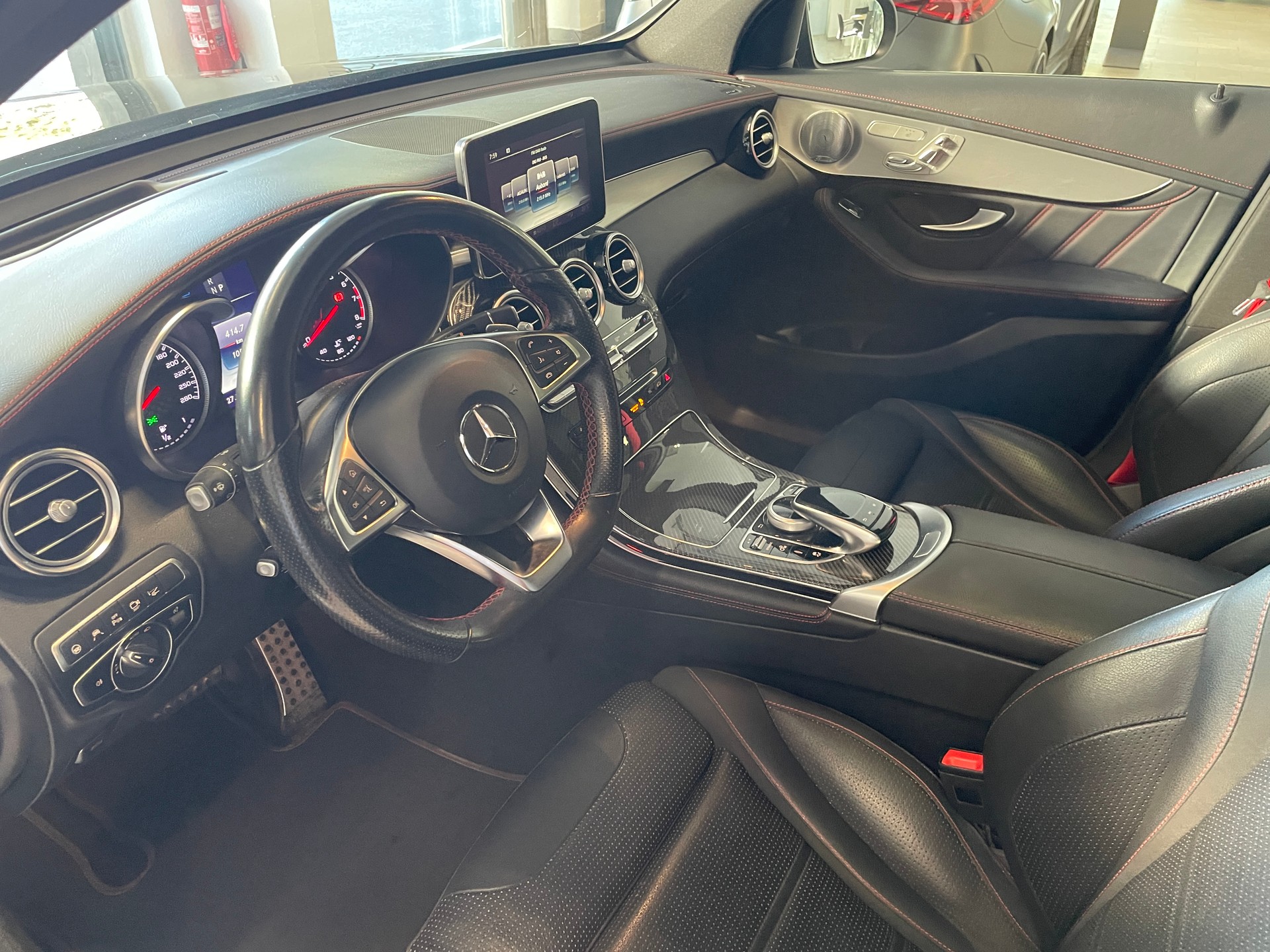 MERCEDES-BENZ GLC 43 AMG 4Matic 9G-Tronic-image-10