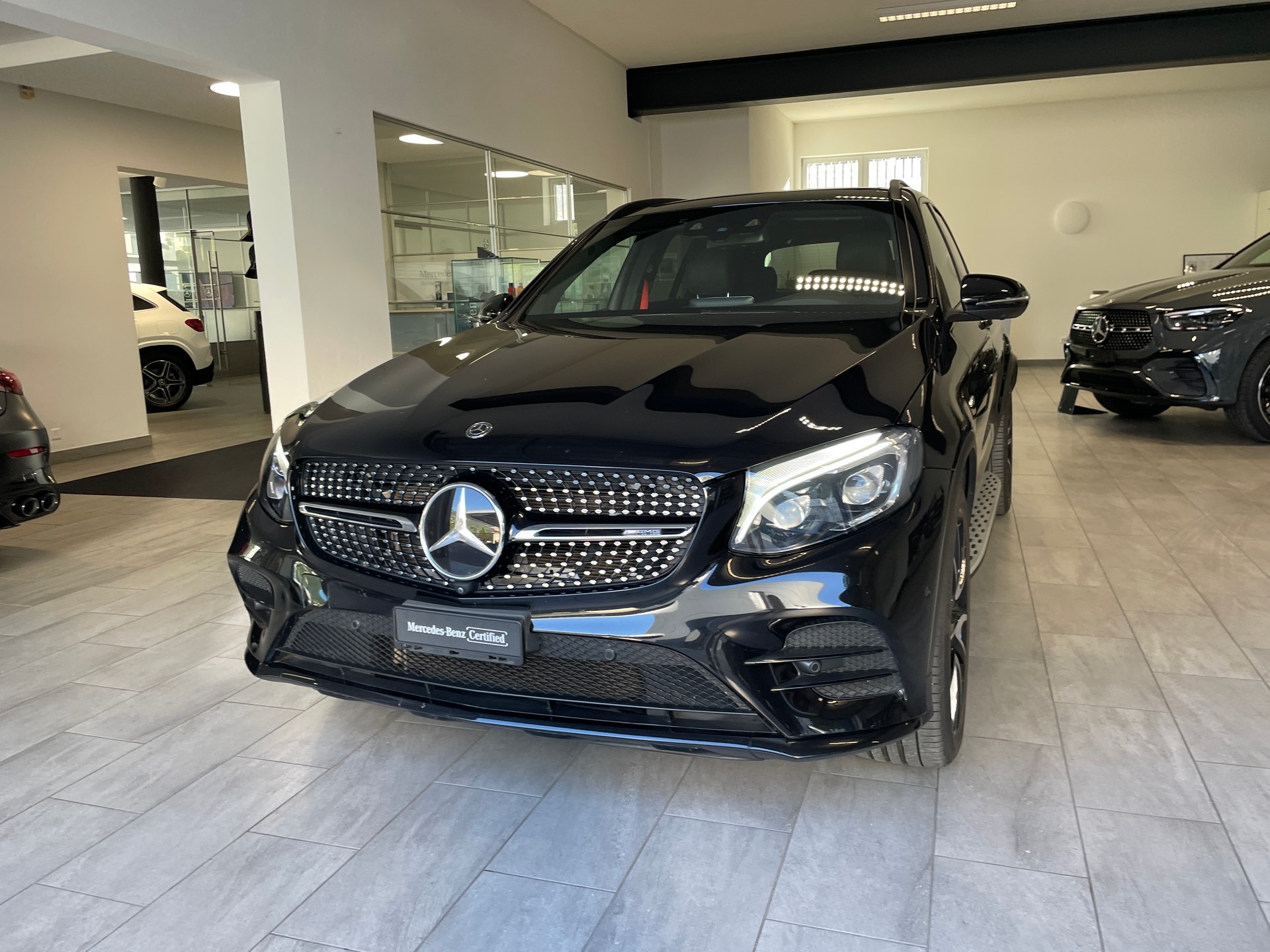 MERCEDES-BENZ GLC 43 AMG 4Matic 9G-Tronic-showroom-element-1
