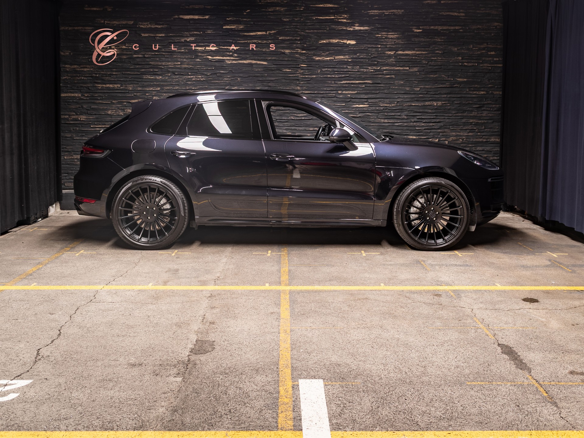 PORSCHE Macan Turbo PDK