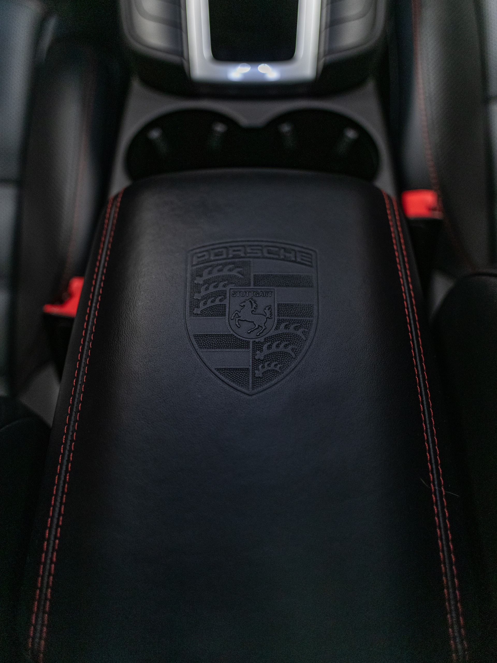 PORSCHE Macan Turbo PDK-image-22