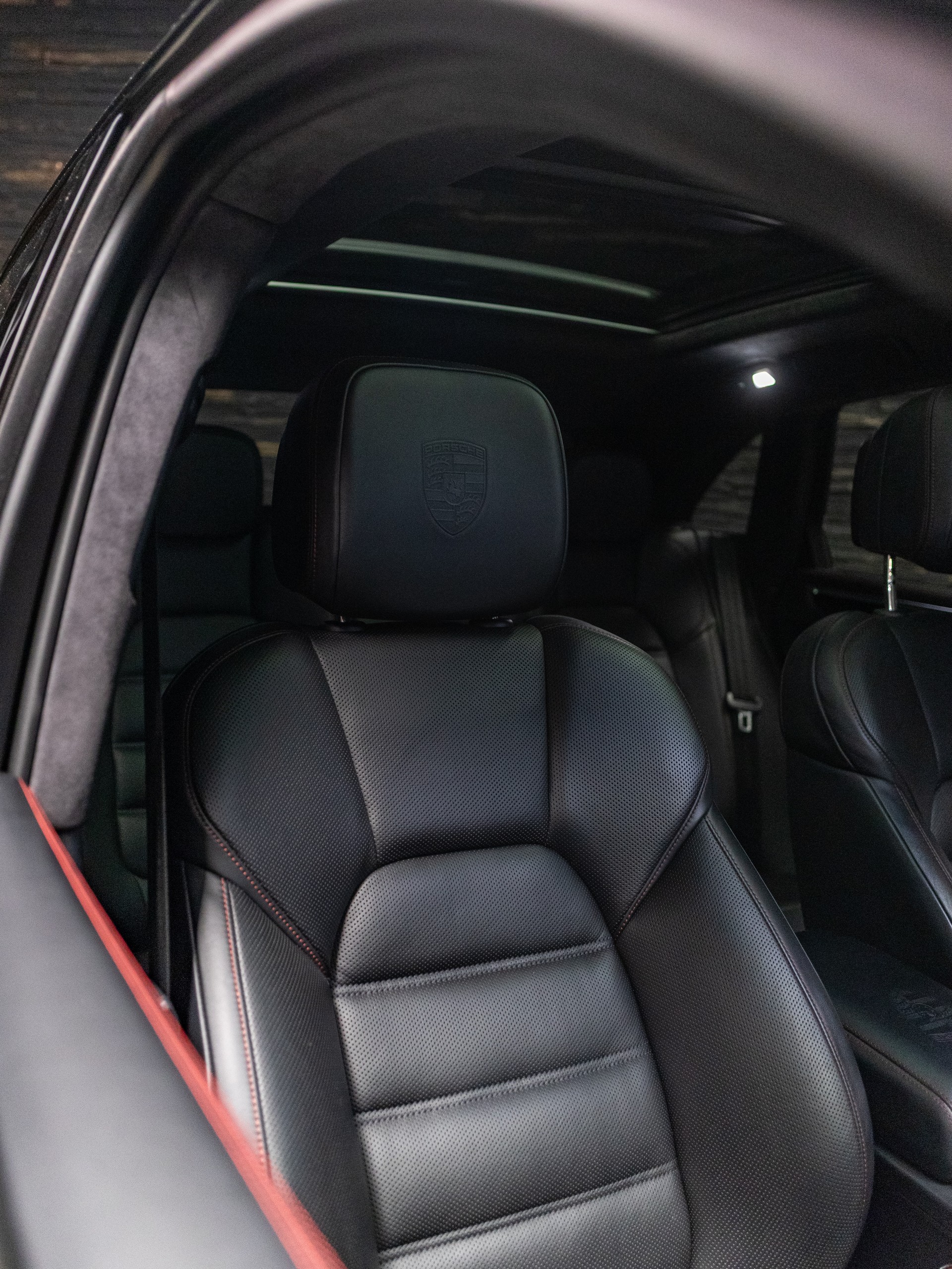 PORSCHE Macan Turbo PDK-image-17