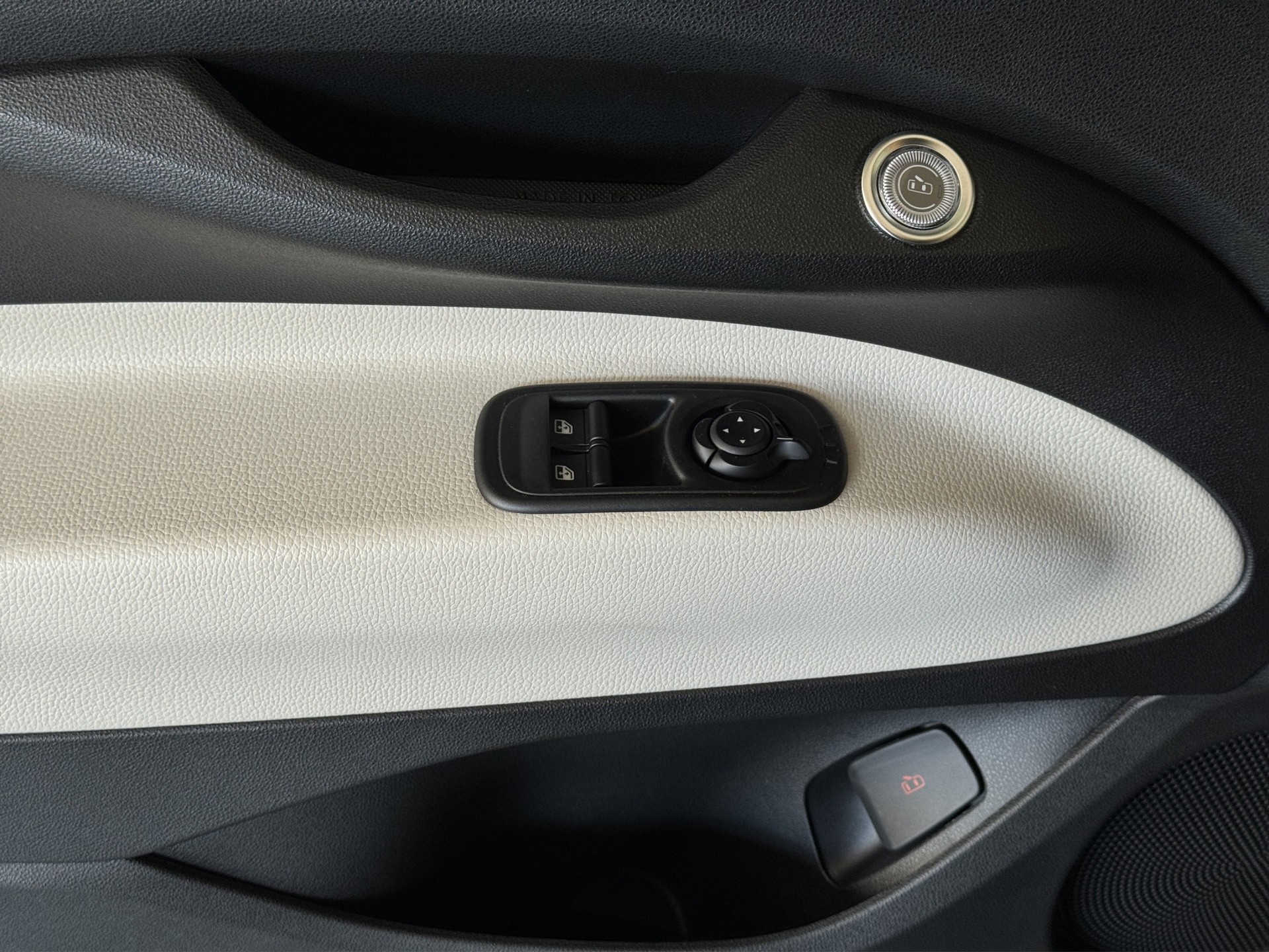 FIAT 500C 1.0 FireFly MHD La Prima "Leder-Navi-RF.-Kamera"-image-11